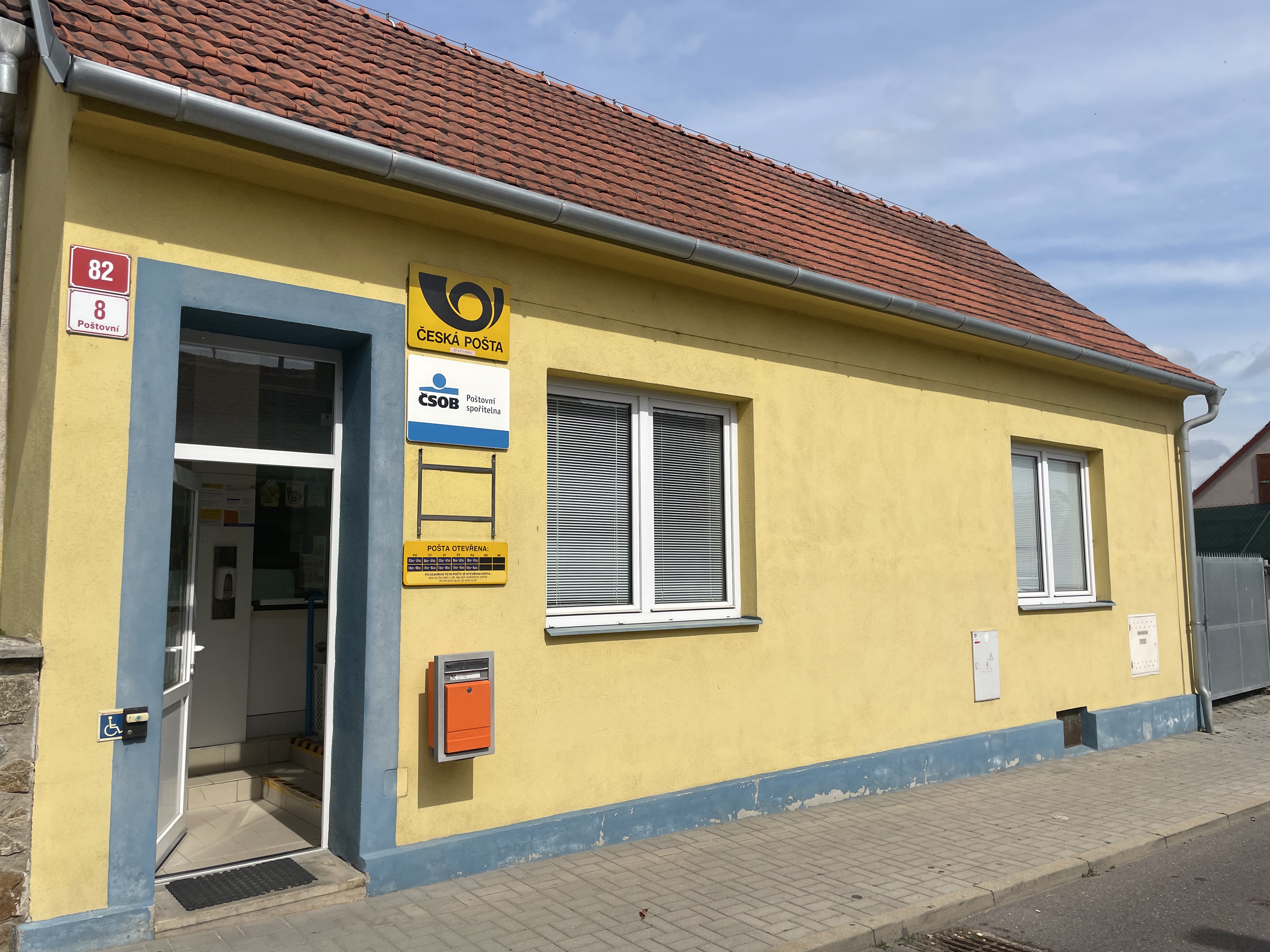 Pošta Znojmo 4 foto 2