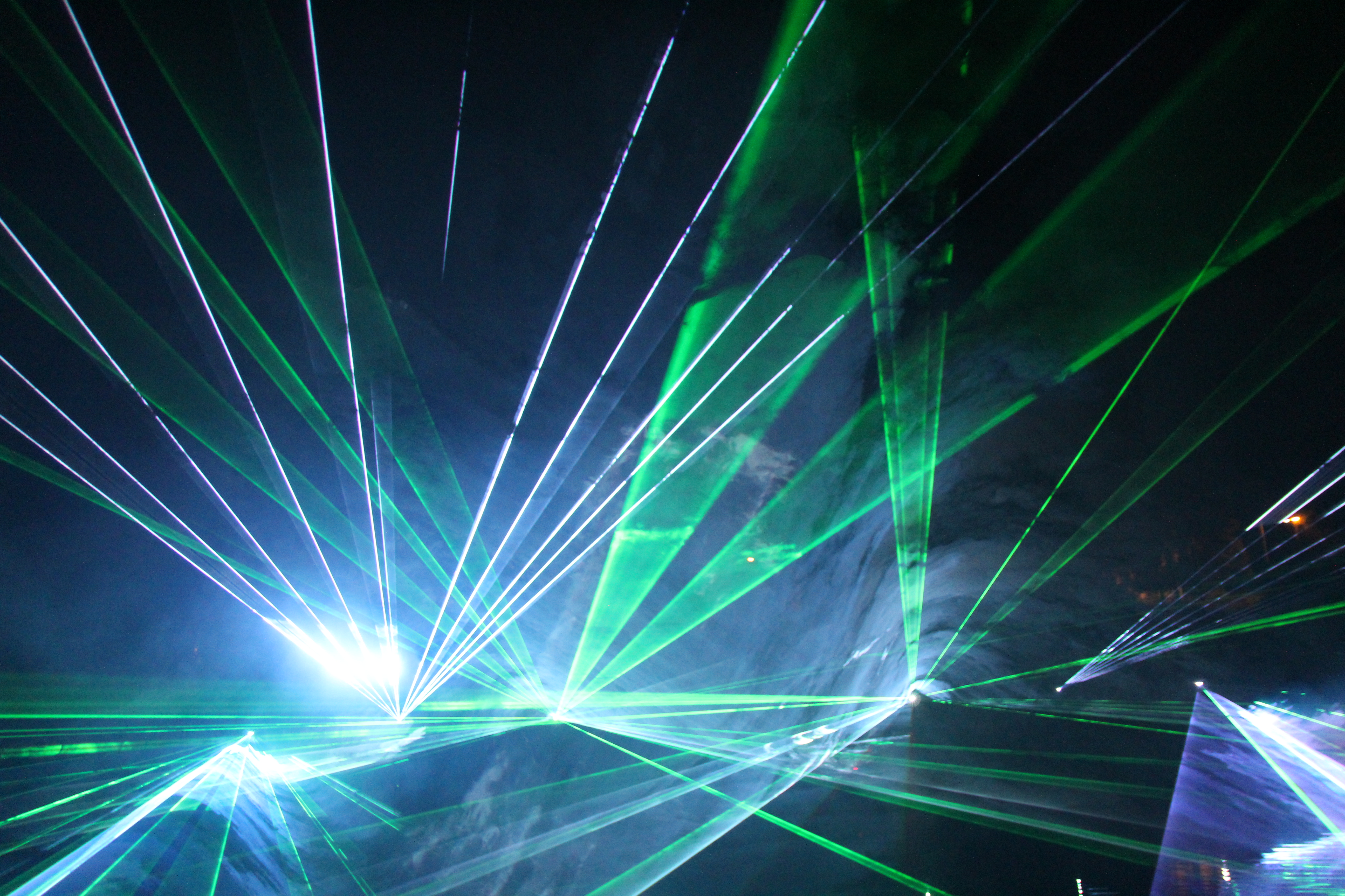 LASERSHOW - Zbyšek Uhlík foto 3