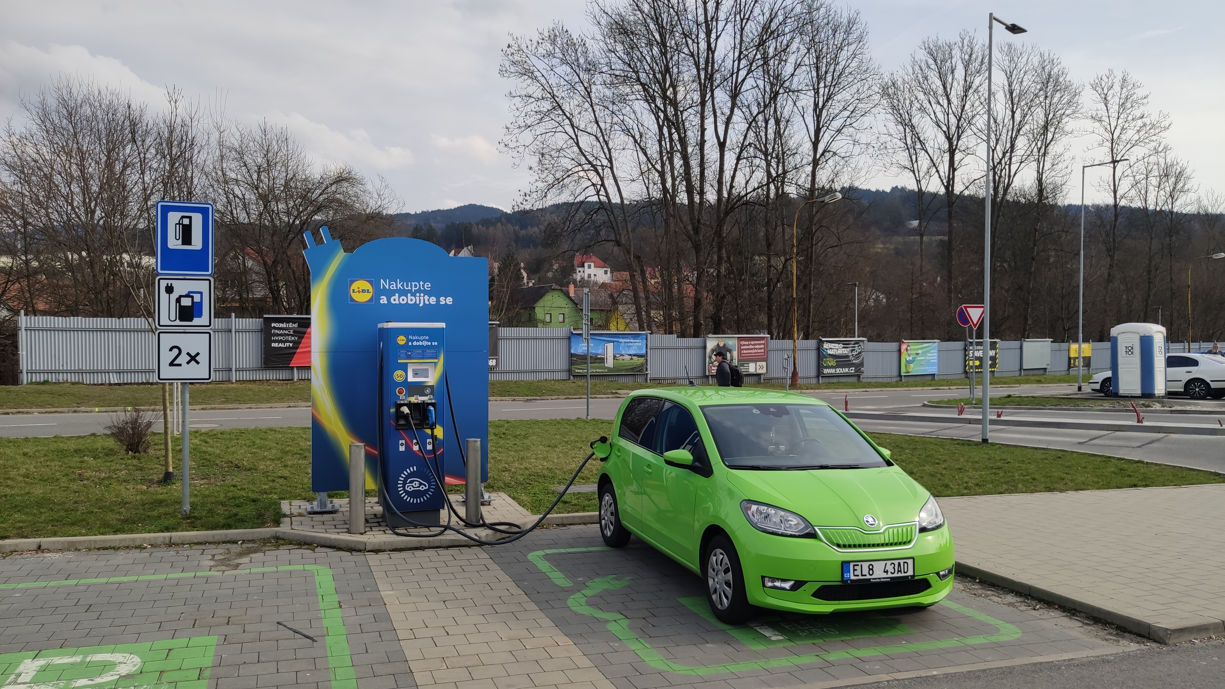 Nabíjecí stanice Lidl foto 3