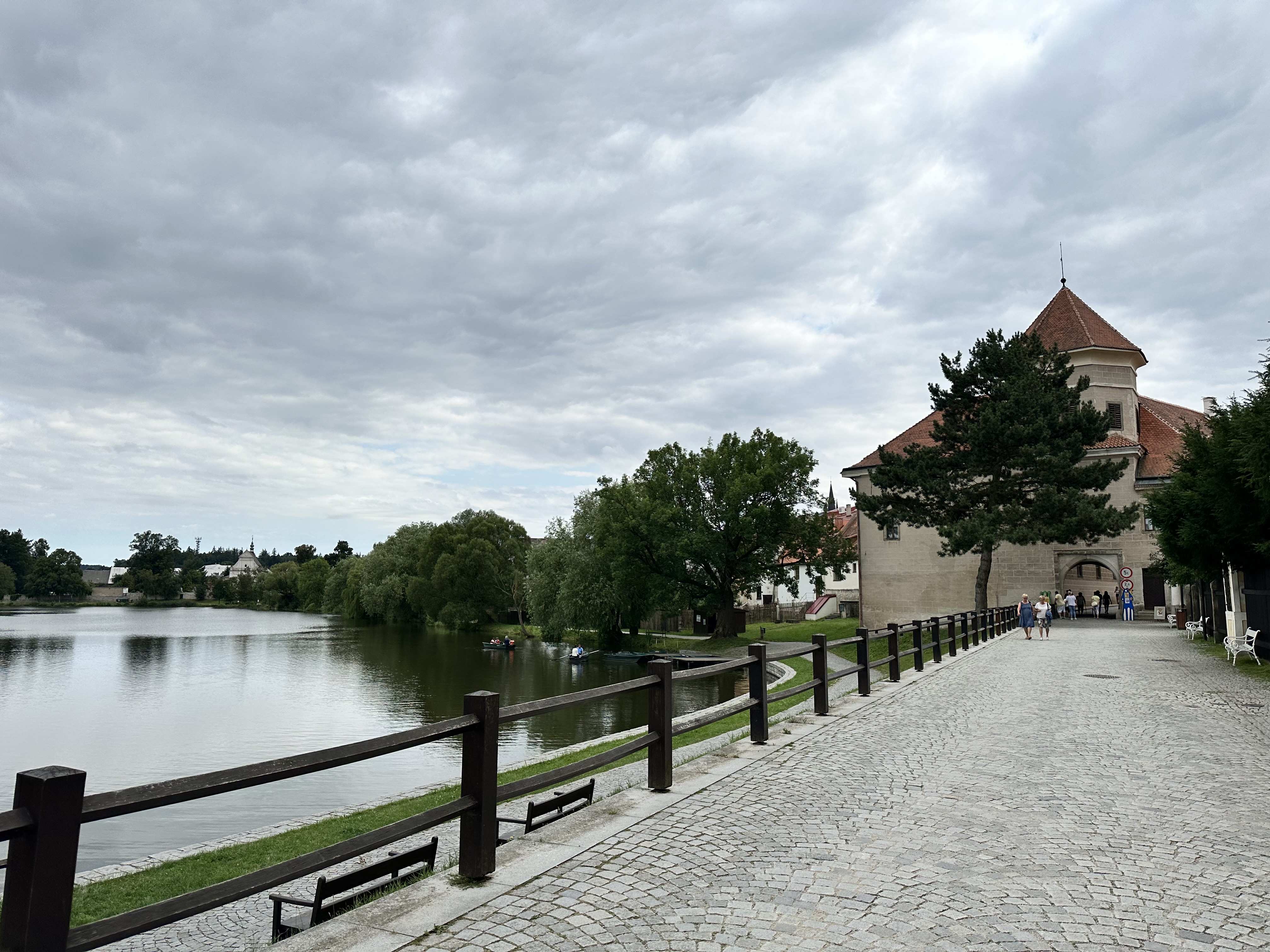 Půjčovna lodí - Služby Telč foto 3