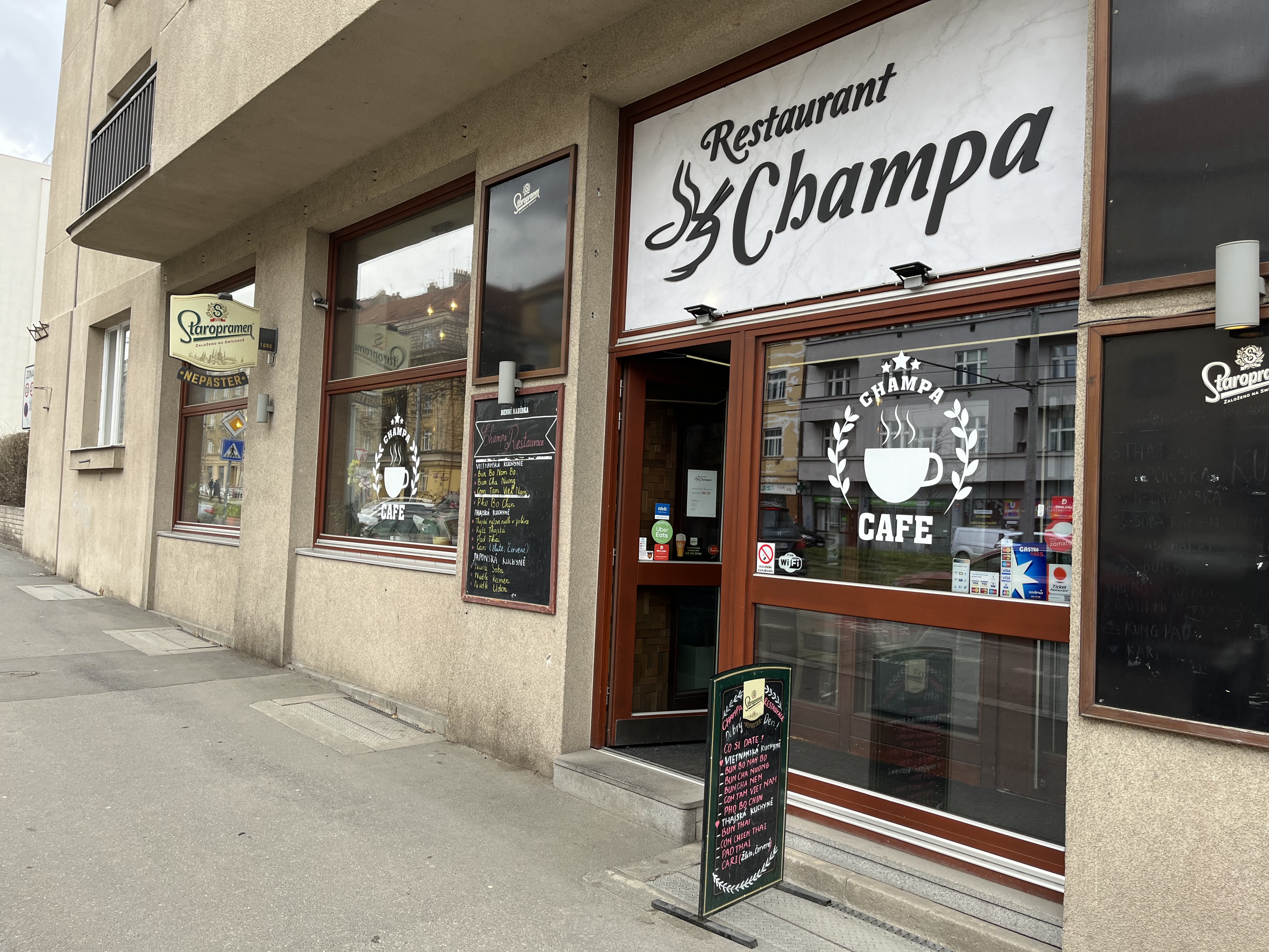 Restaurace Champa foto 2