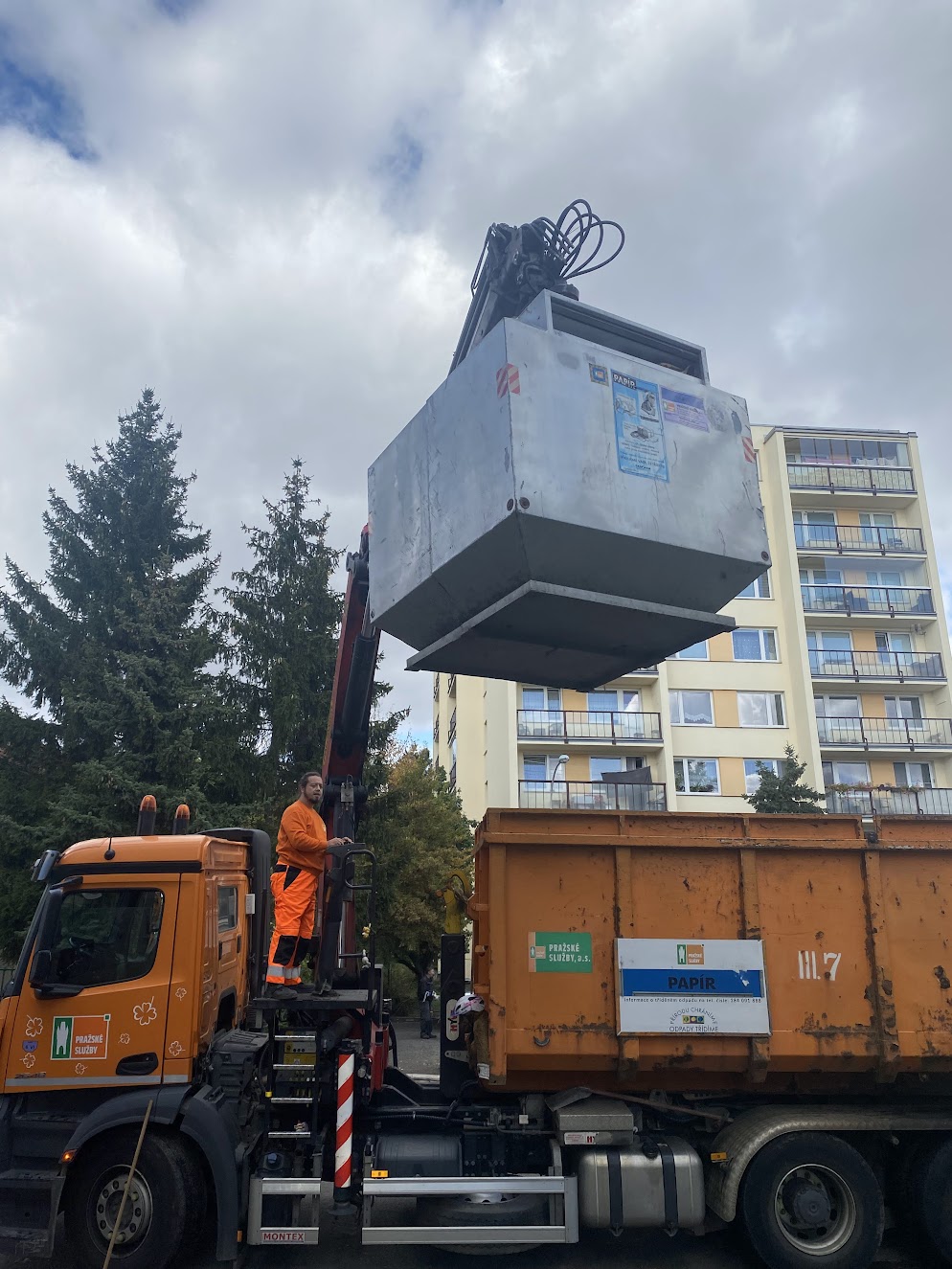 Sběrný dvůr - Pražské služby foto 3
