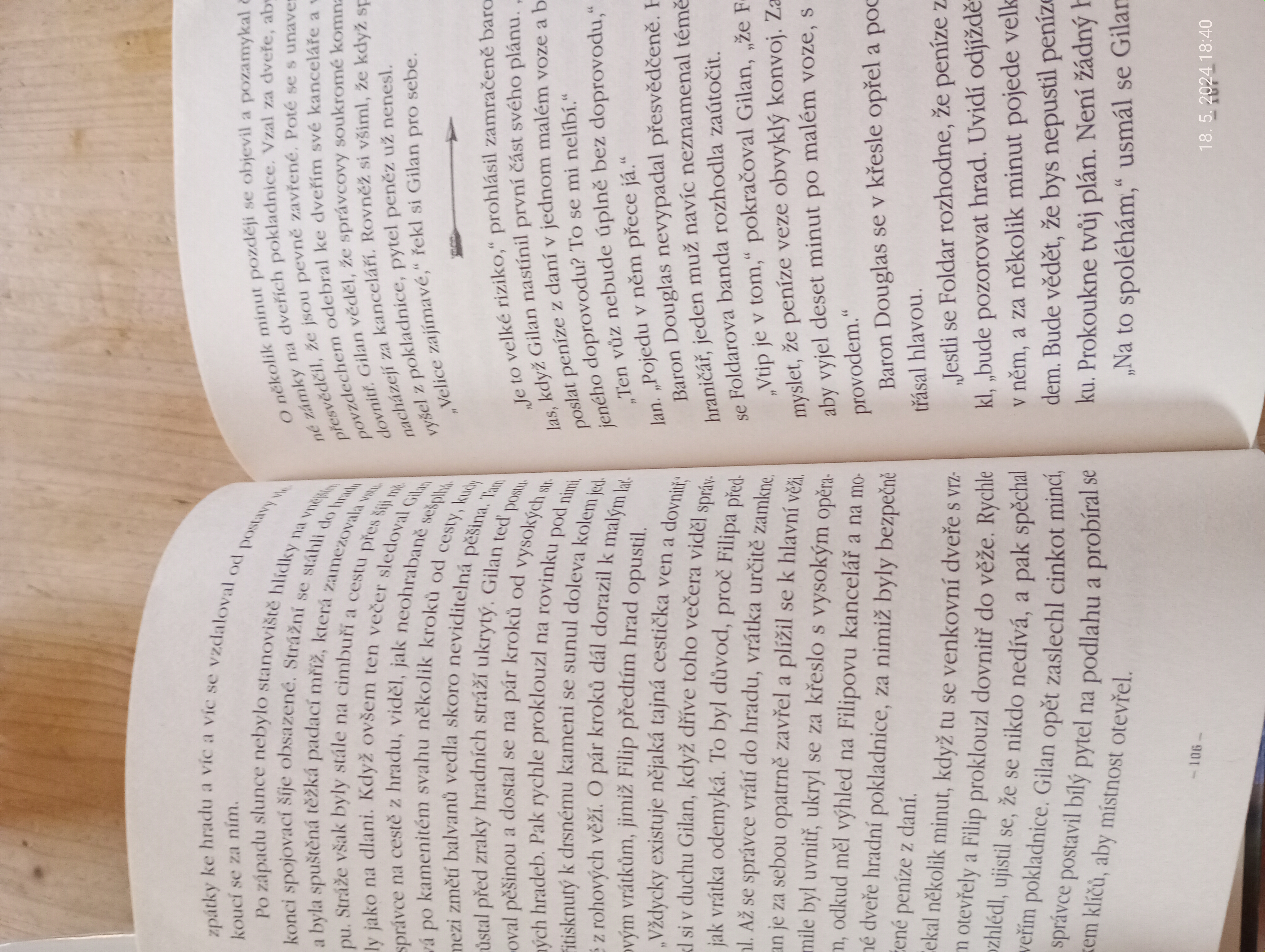 Městská knihovna v Praze - Ostrovského foto 2