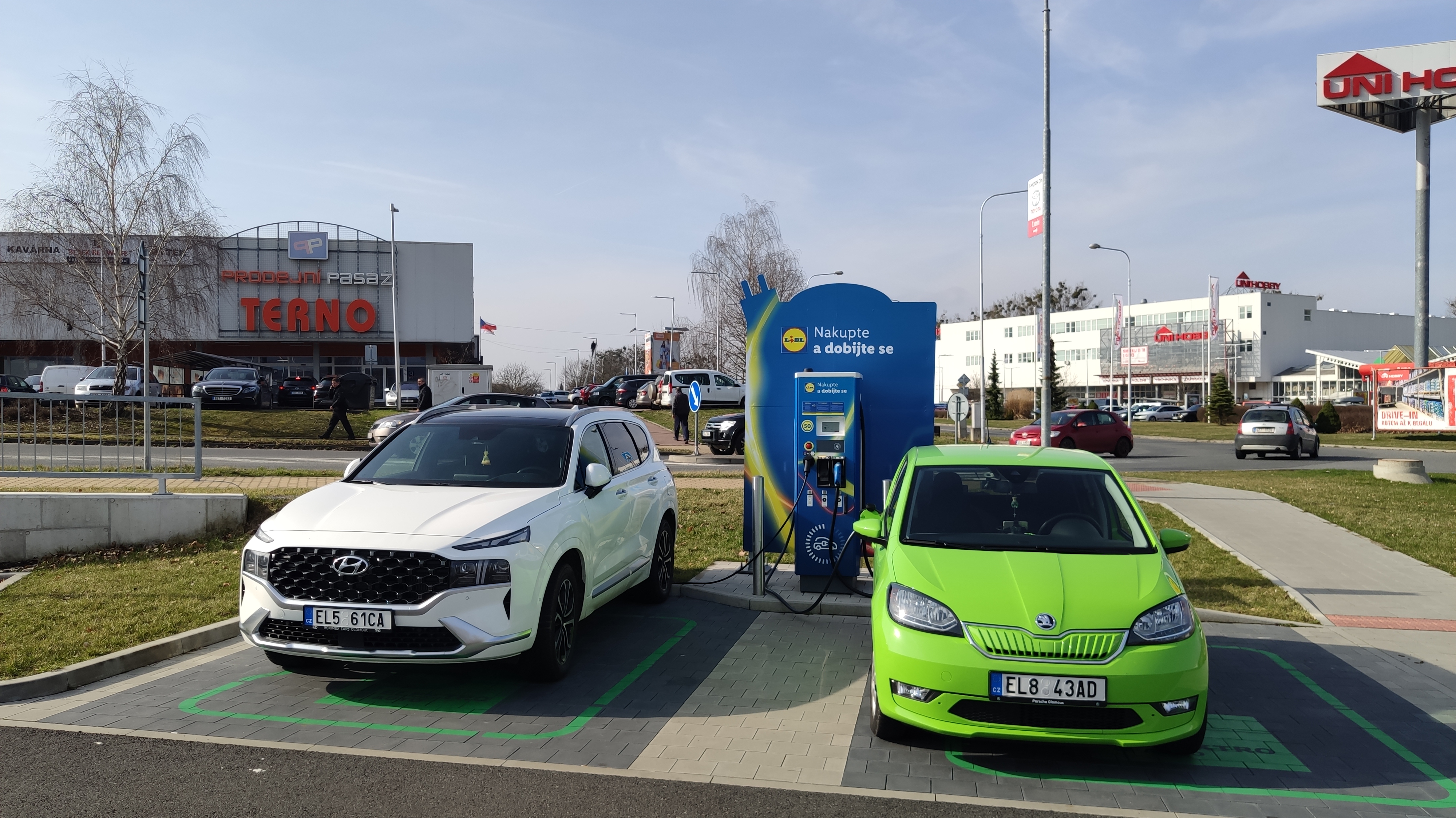 Nabíjecí stanice Lidl foto 2