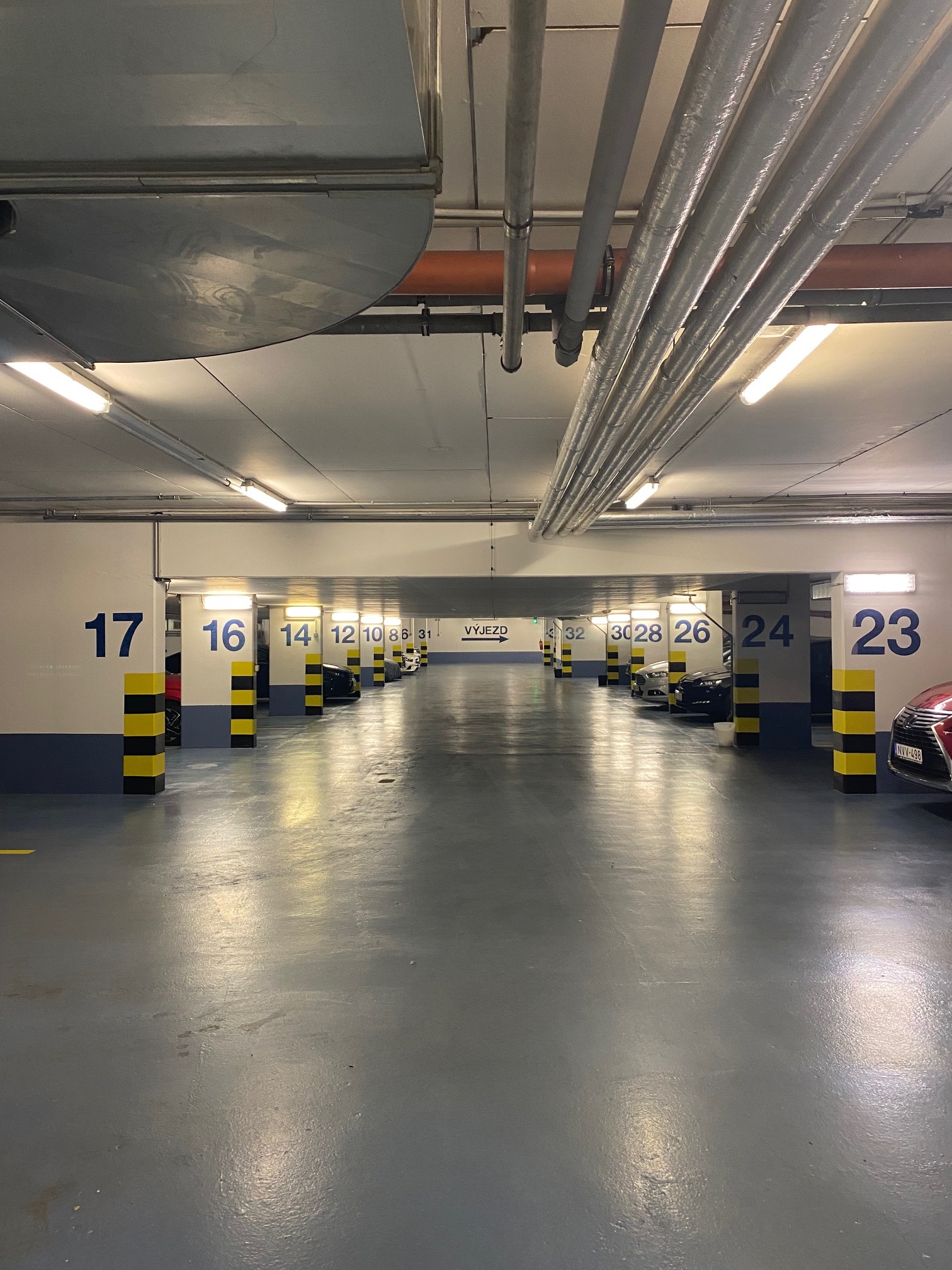 MR.PARKIT - Parking Záhřebská 48 foto 5