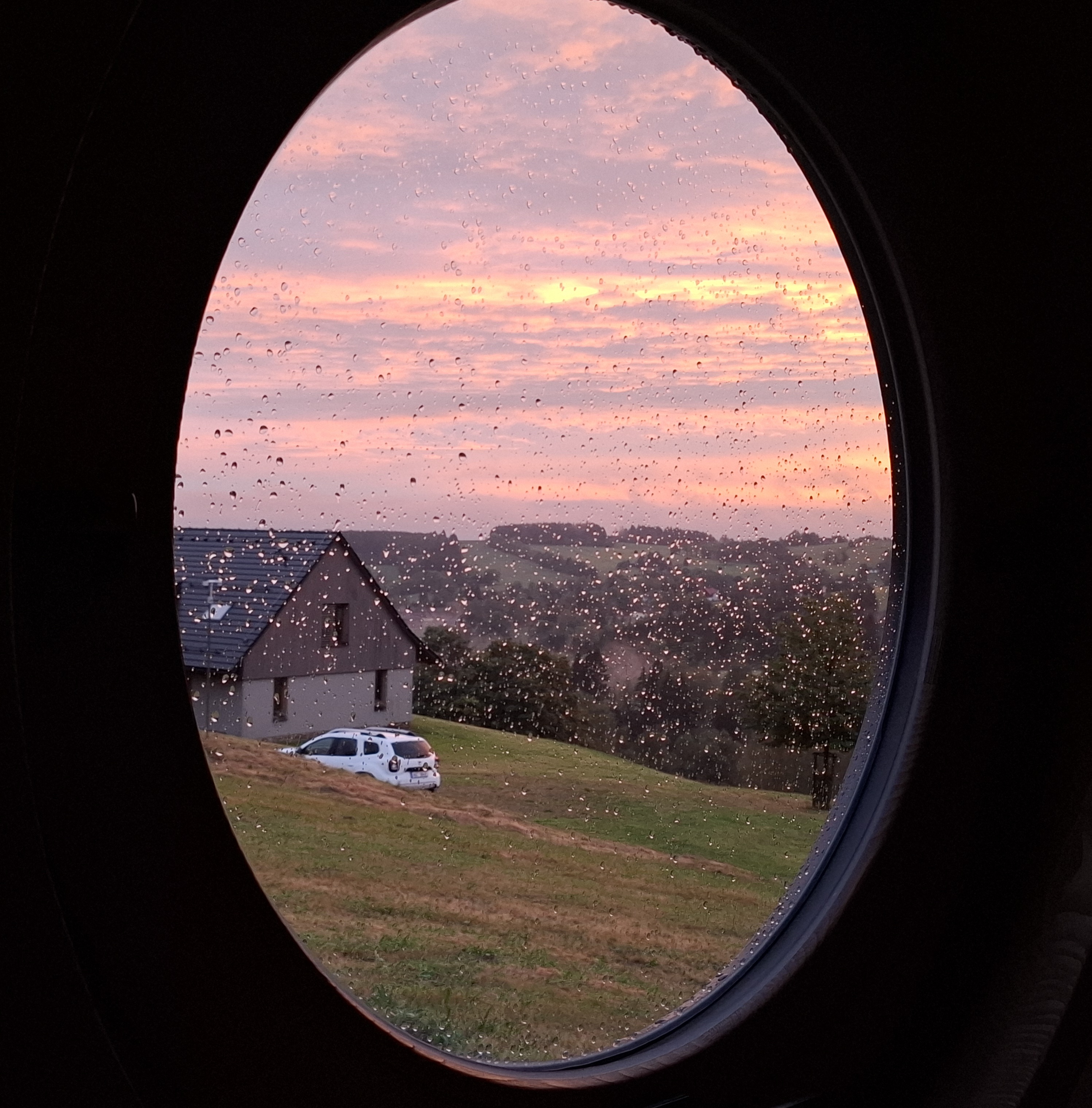 Spaní na medu foto 4