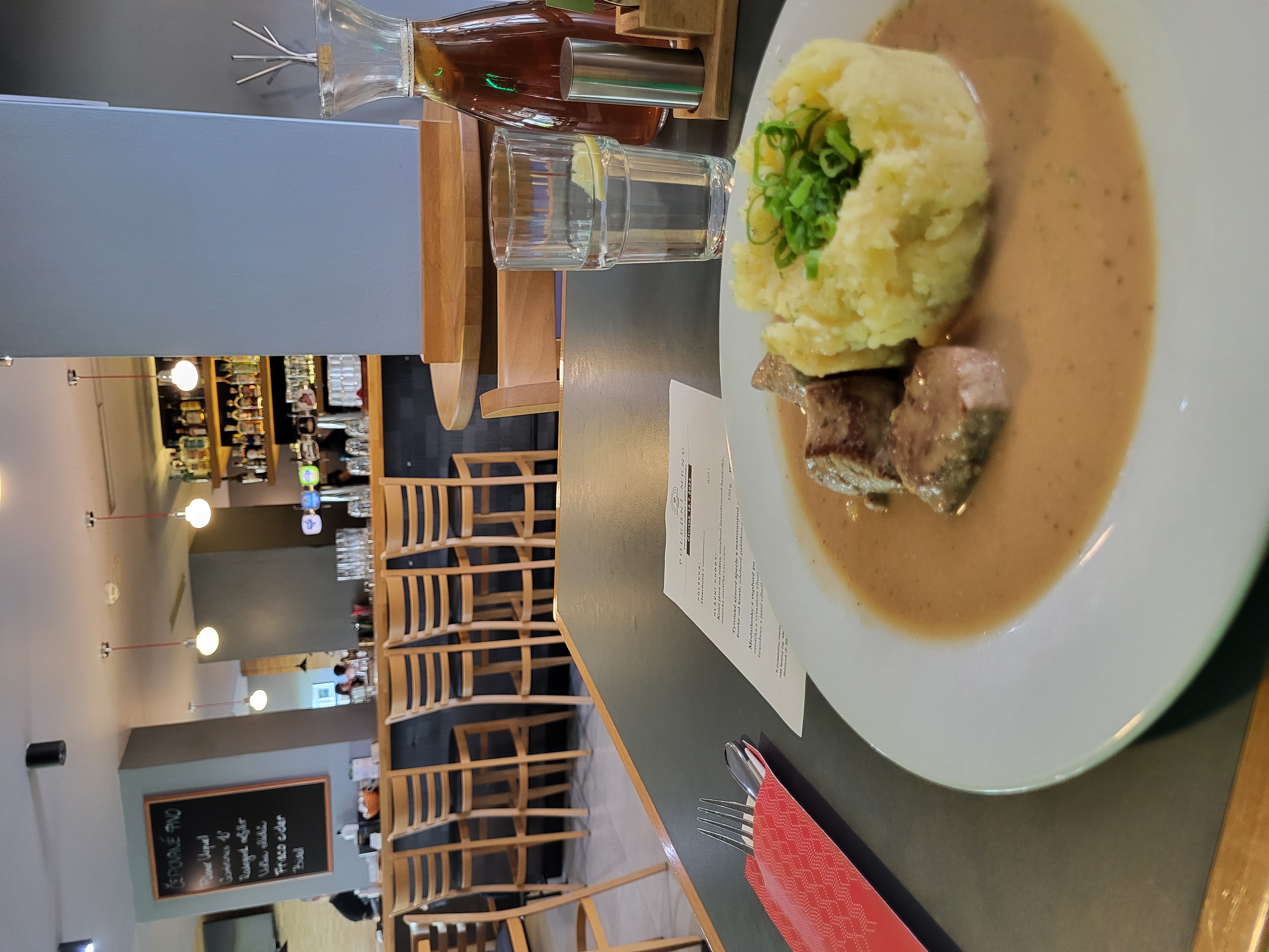 Restaurace Jihlavský Parlament na Terasách foto 2