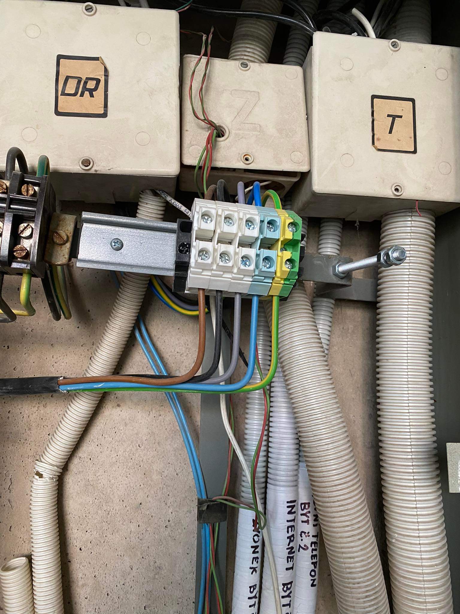 Elektroslužba Jiří Barták foto 2