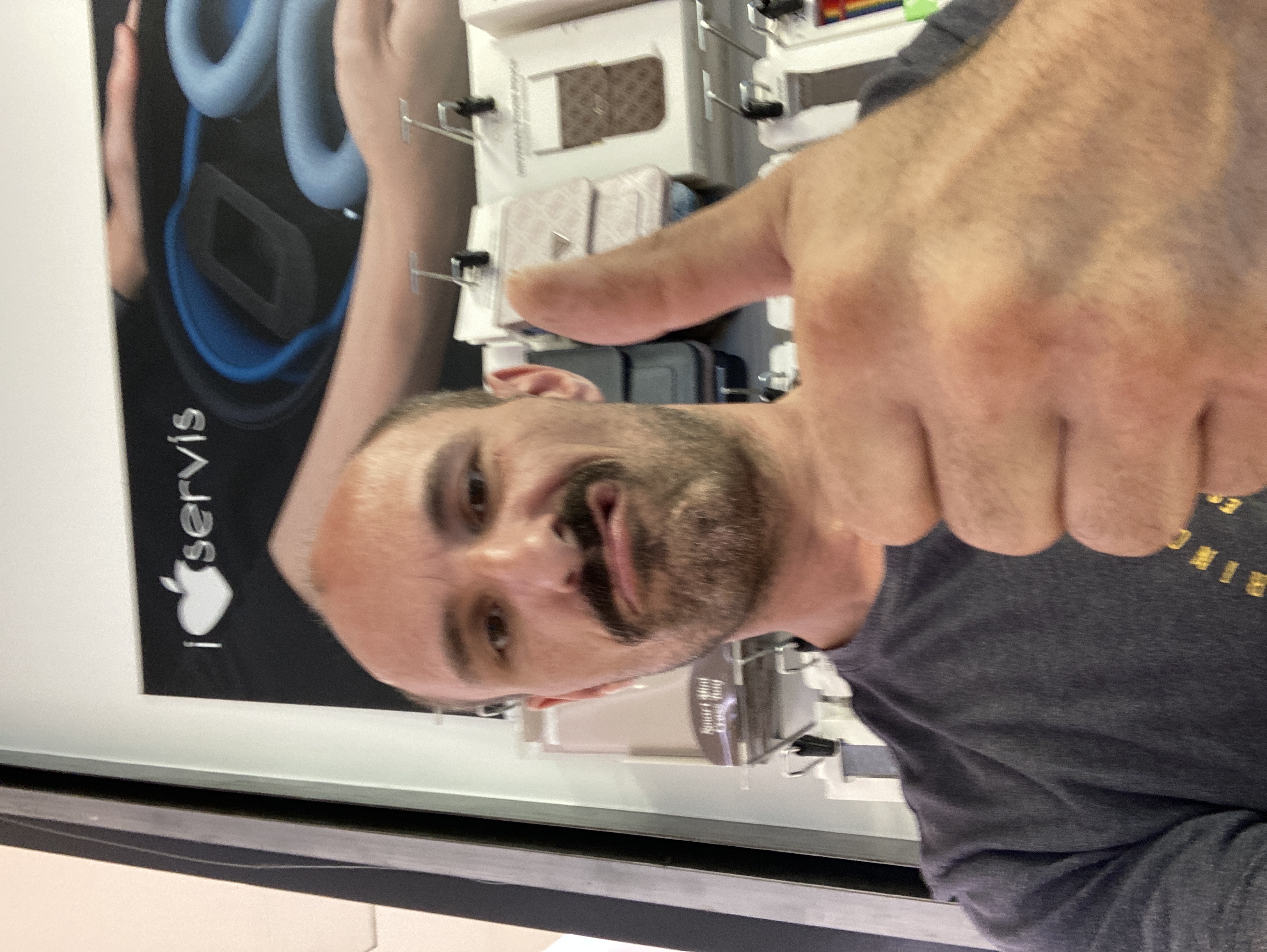 iLoveServis - expresní servis mobilů, tabletů a Macbooků foto 6