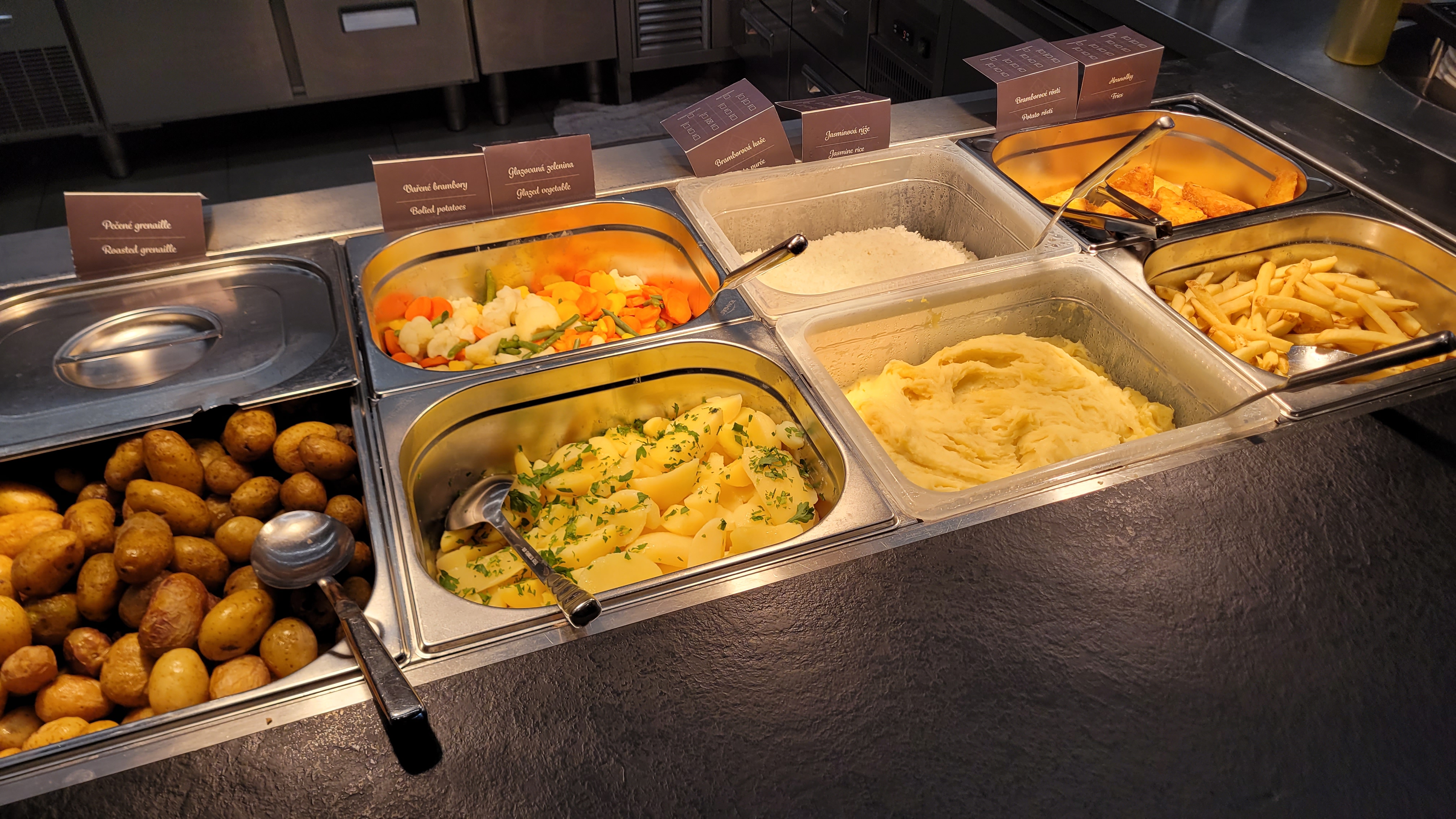 NUTREND World Restaurant foto 5