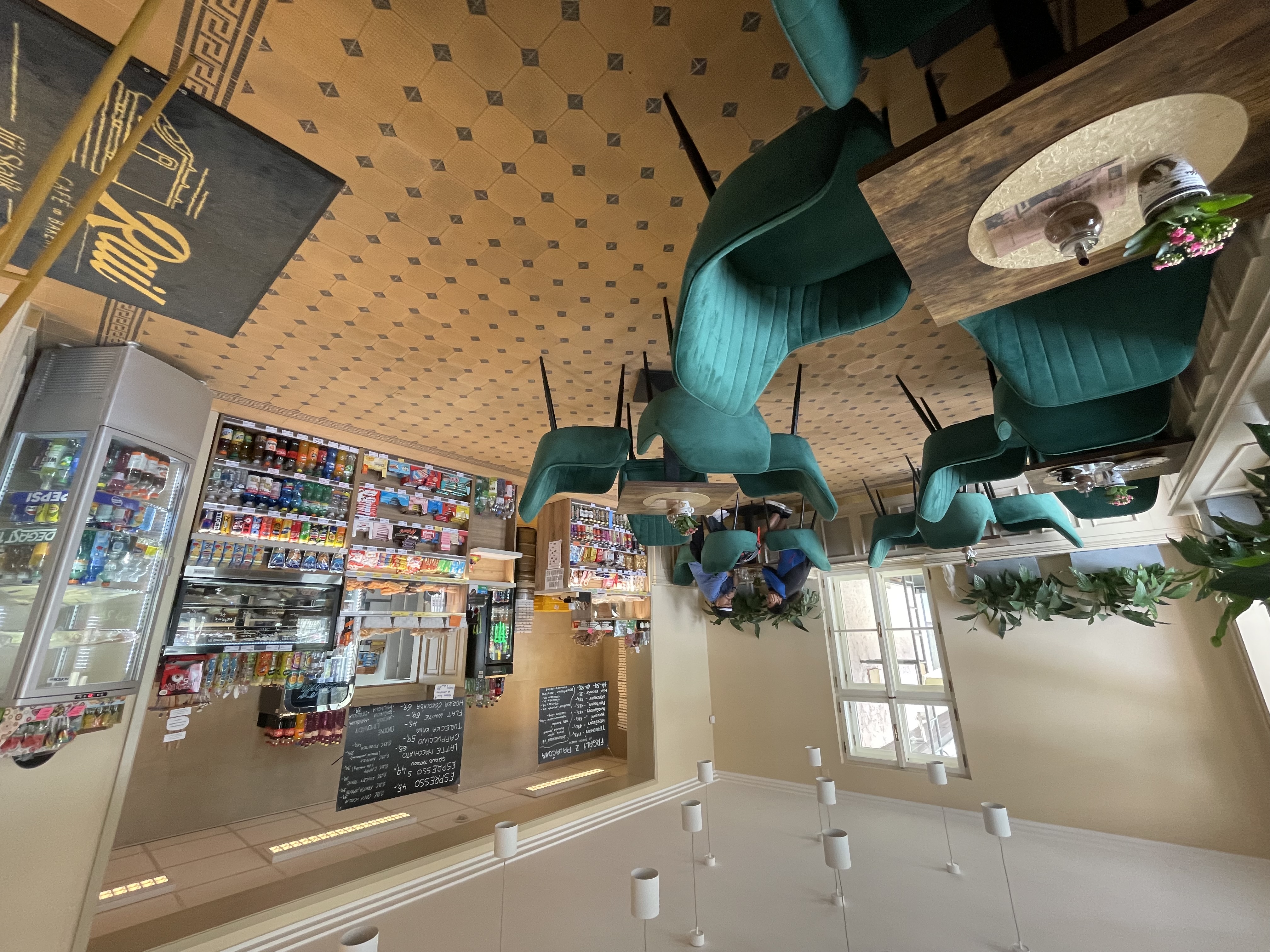 Rail Cafe & Bakery foto 6