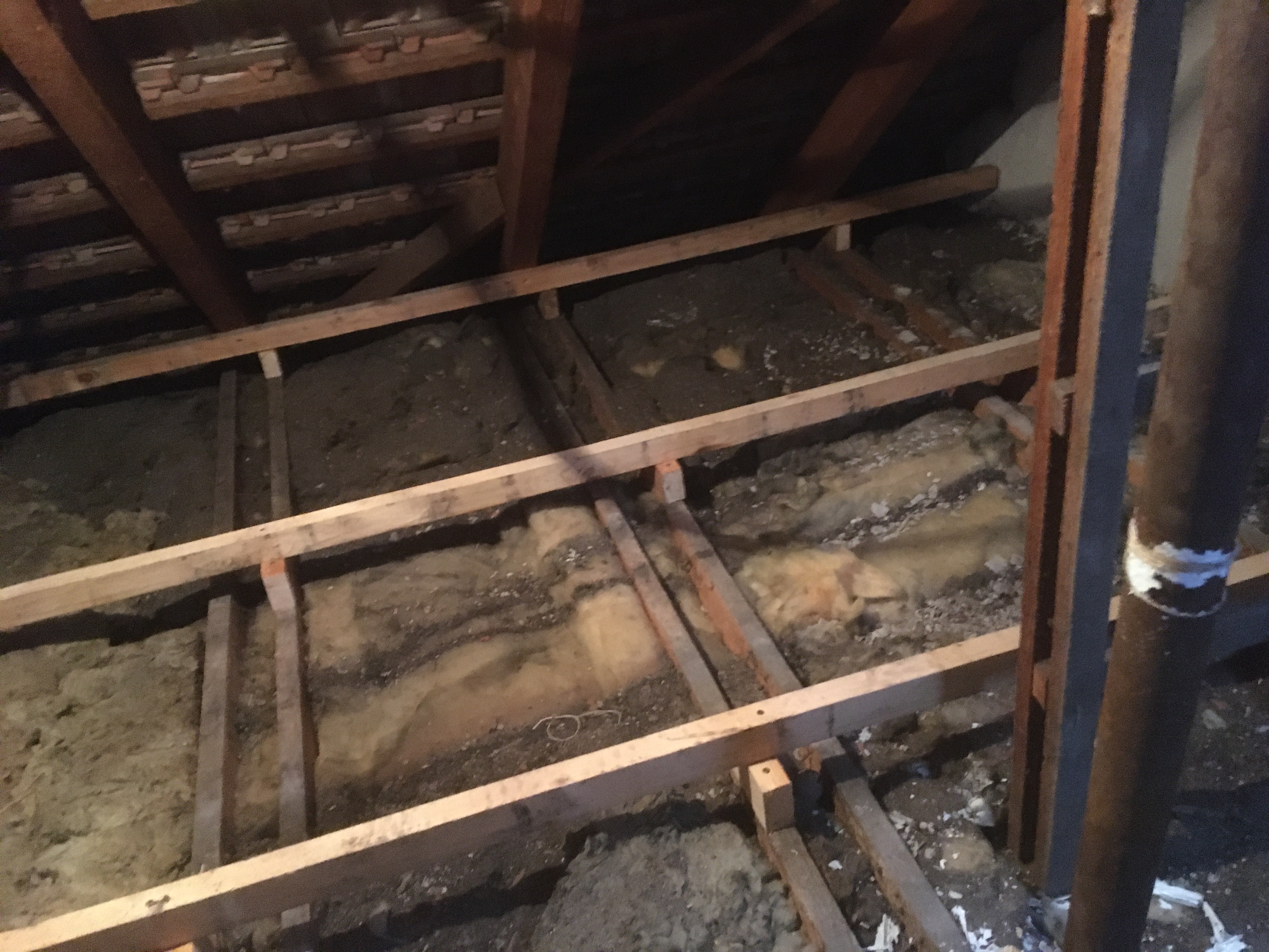 Foukaná izolace - IZOPOL foto 6