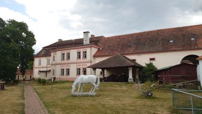 Castle Újezd nade Mží (Schloss) • Mapy.cz - auf Deutsch