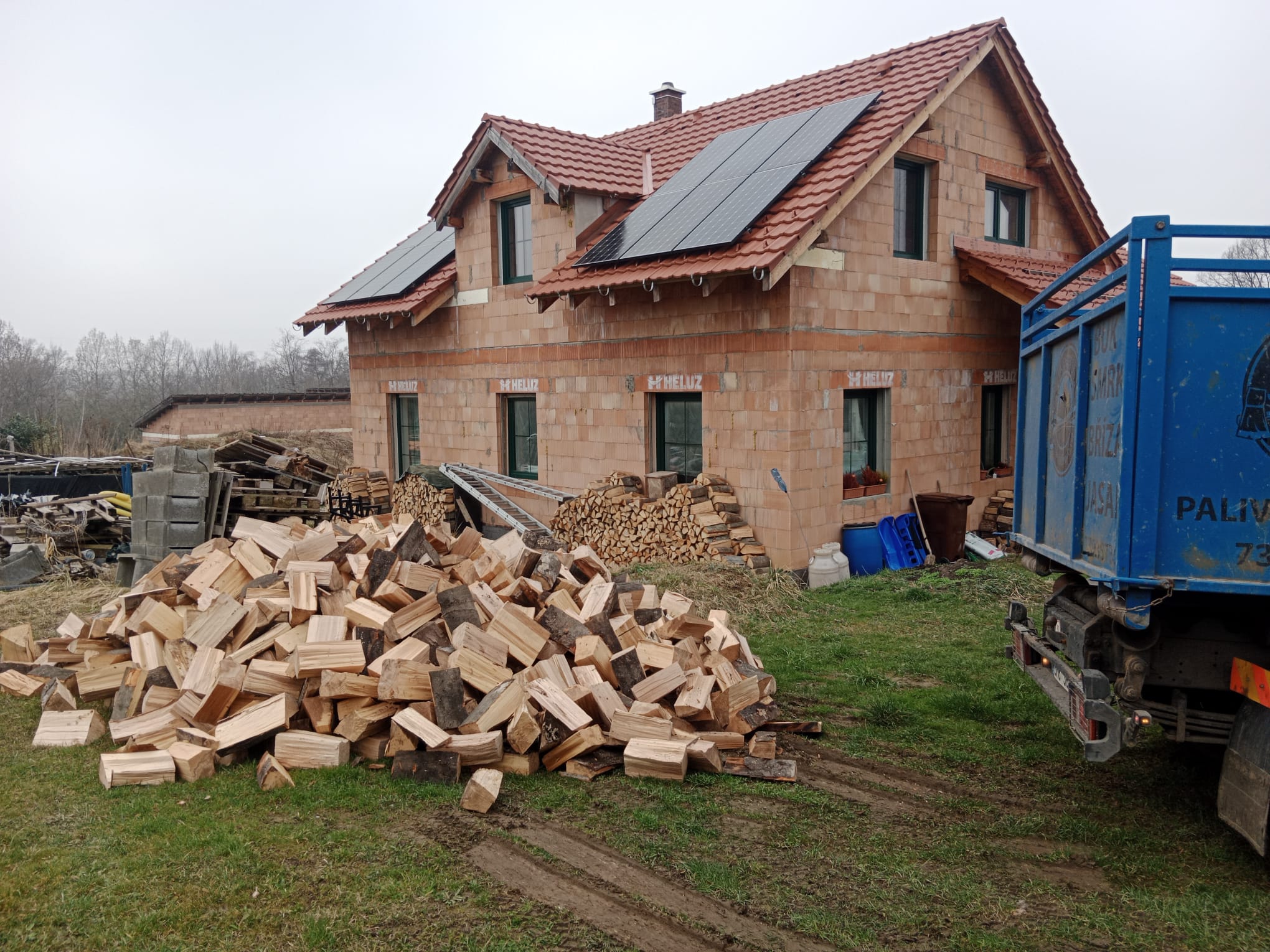 Janáček | Palivové dřevo Ostrava a okolí foto 4