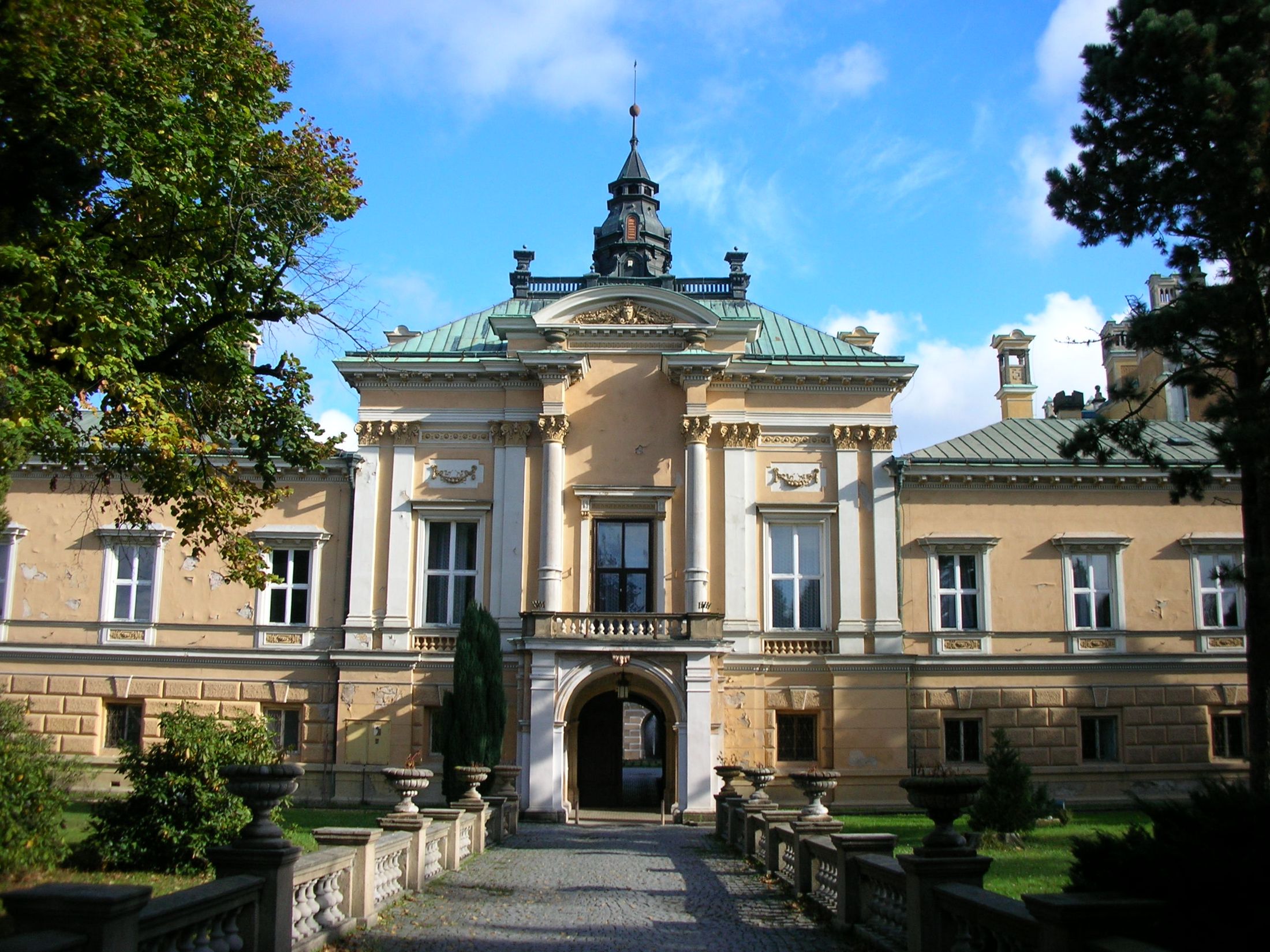 0PTIcA.jpeg?fl=res,2200,2200,1