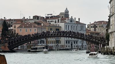 Ponte dell Accademia Bridge Mapy.cz in English language