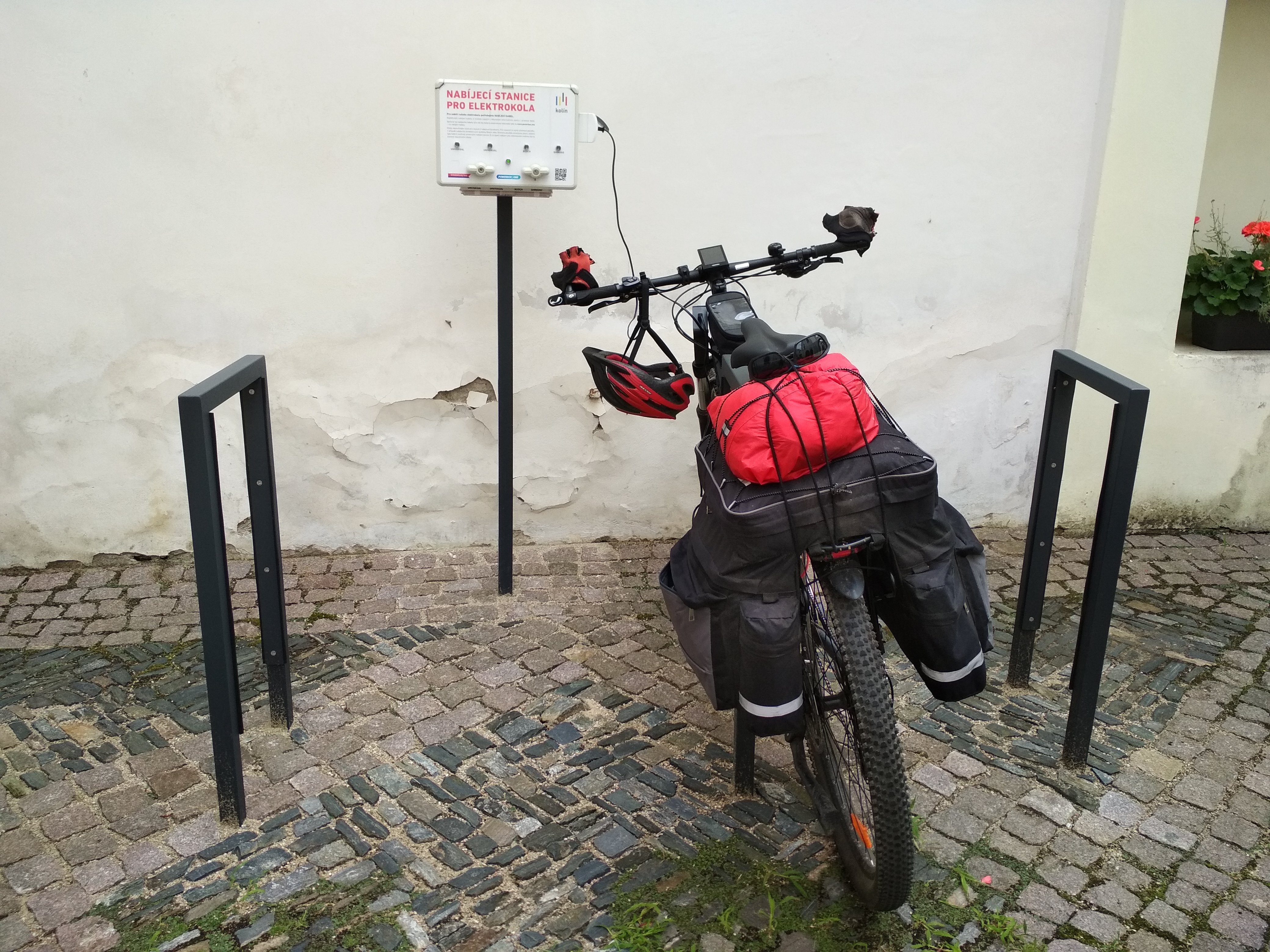 Nabíjecí stanice Městské informační centrum Kolín foto 3