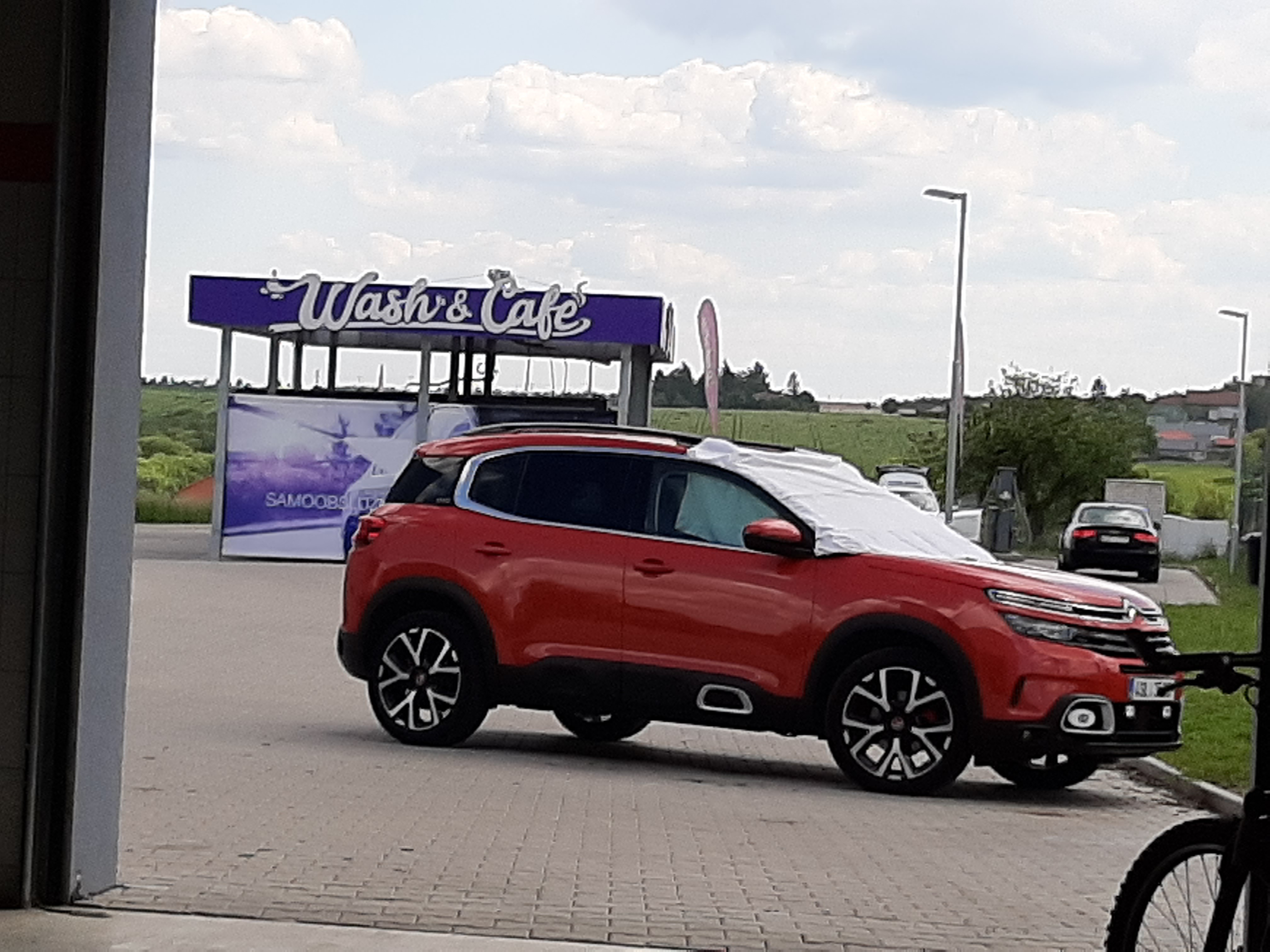 Automyčka Wash&Cafe foto 4