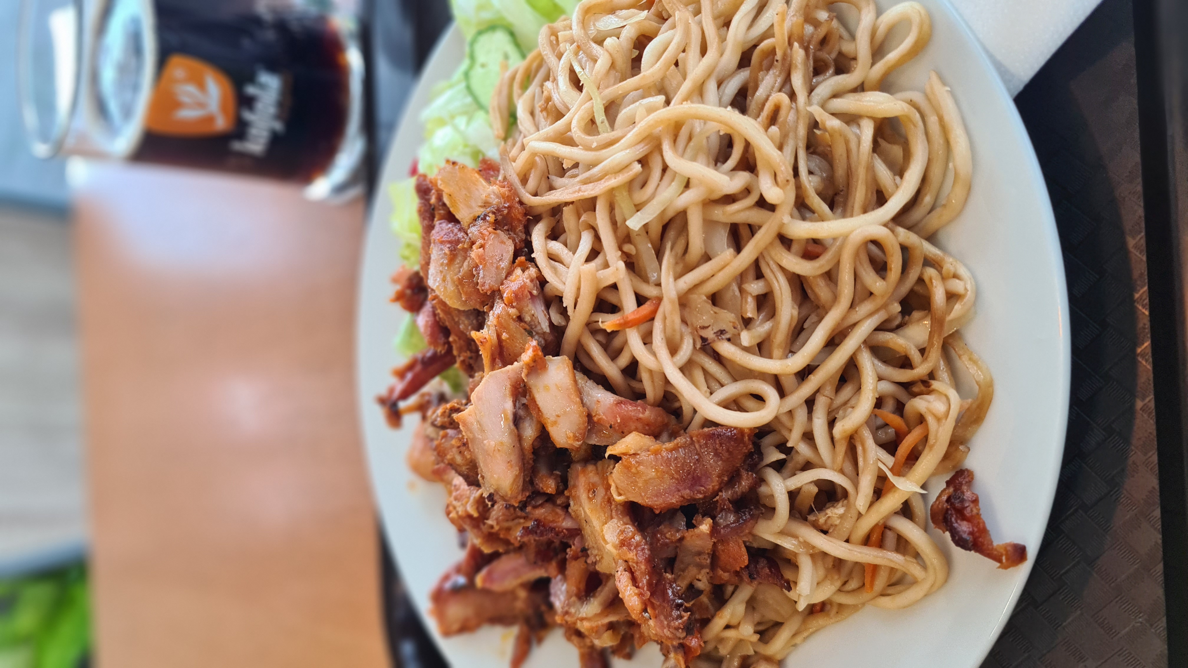 Restaurace Červené jablko foto 2