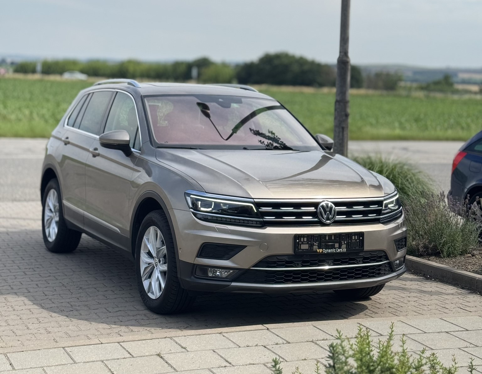 V.I.P. DYNAMIC CARS - prodej vozidel foto 5