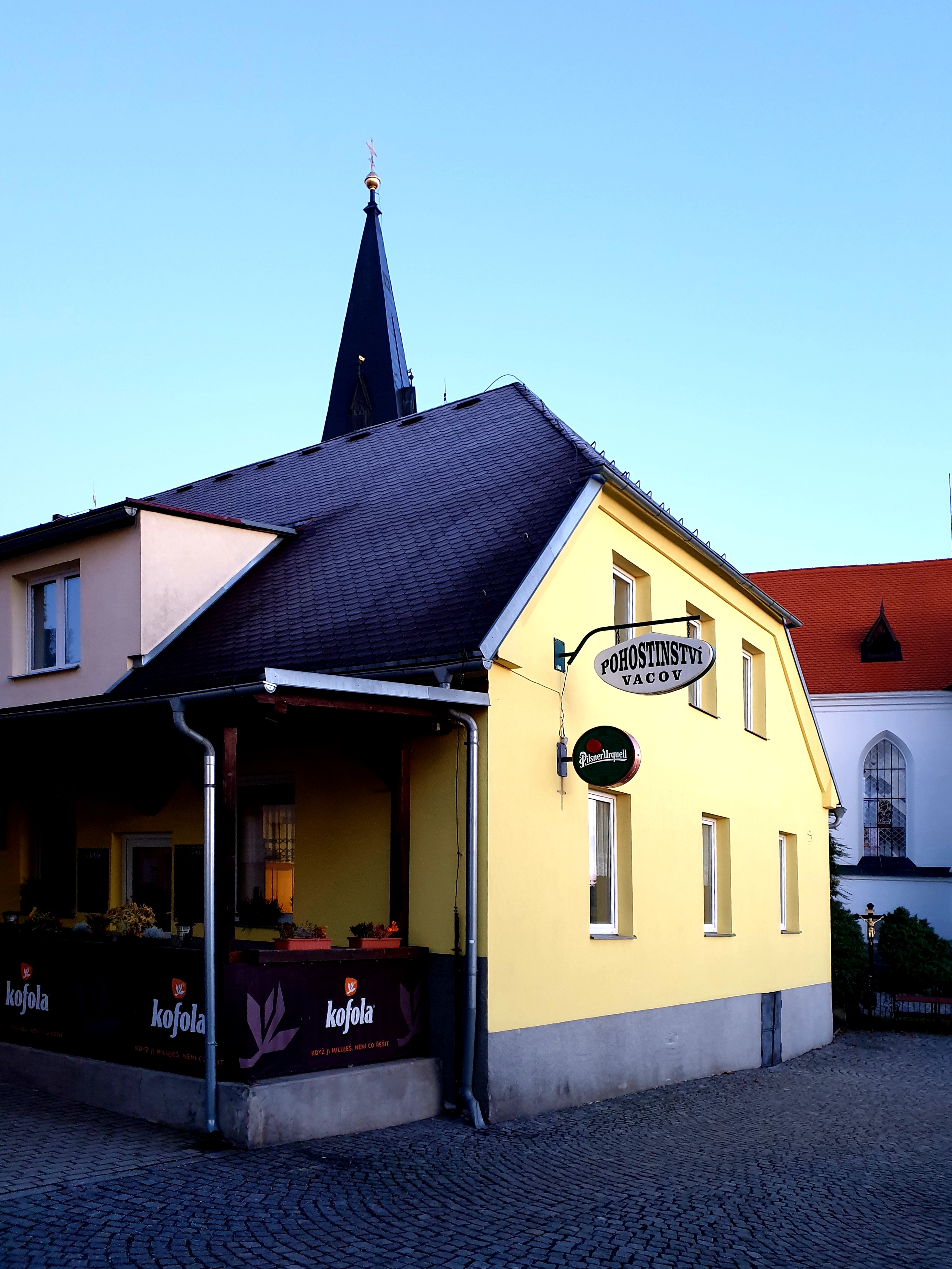 Restaurace U Kostela foto 2