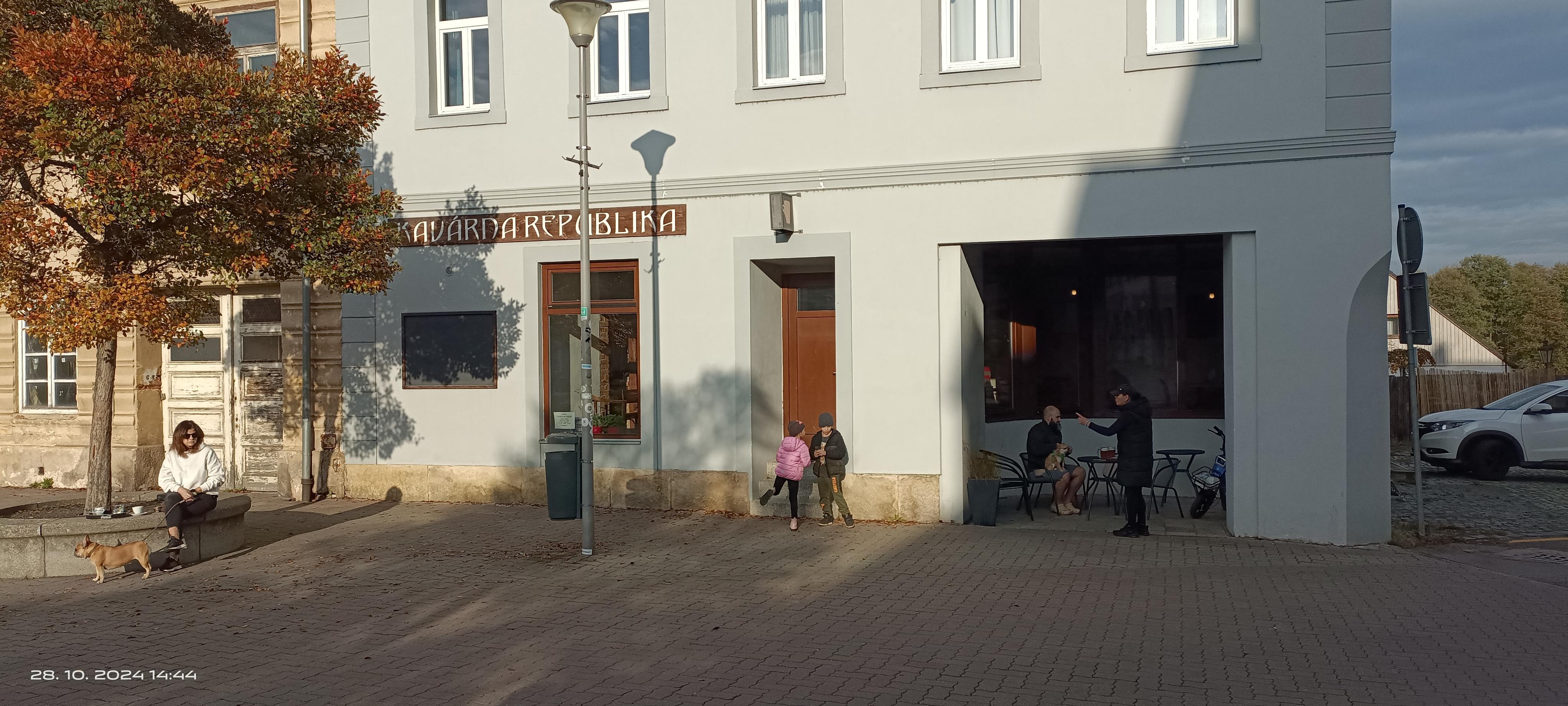 Kavárna Republika foto 6