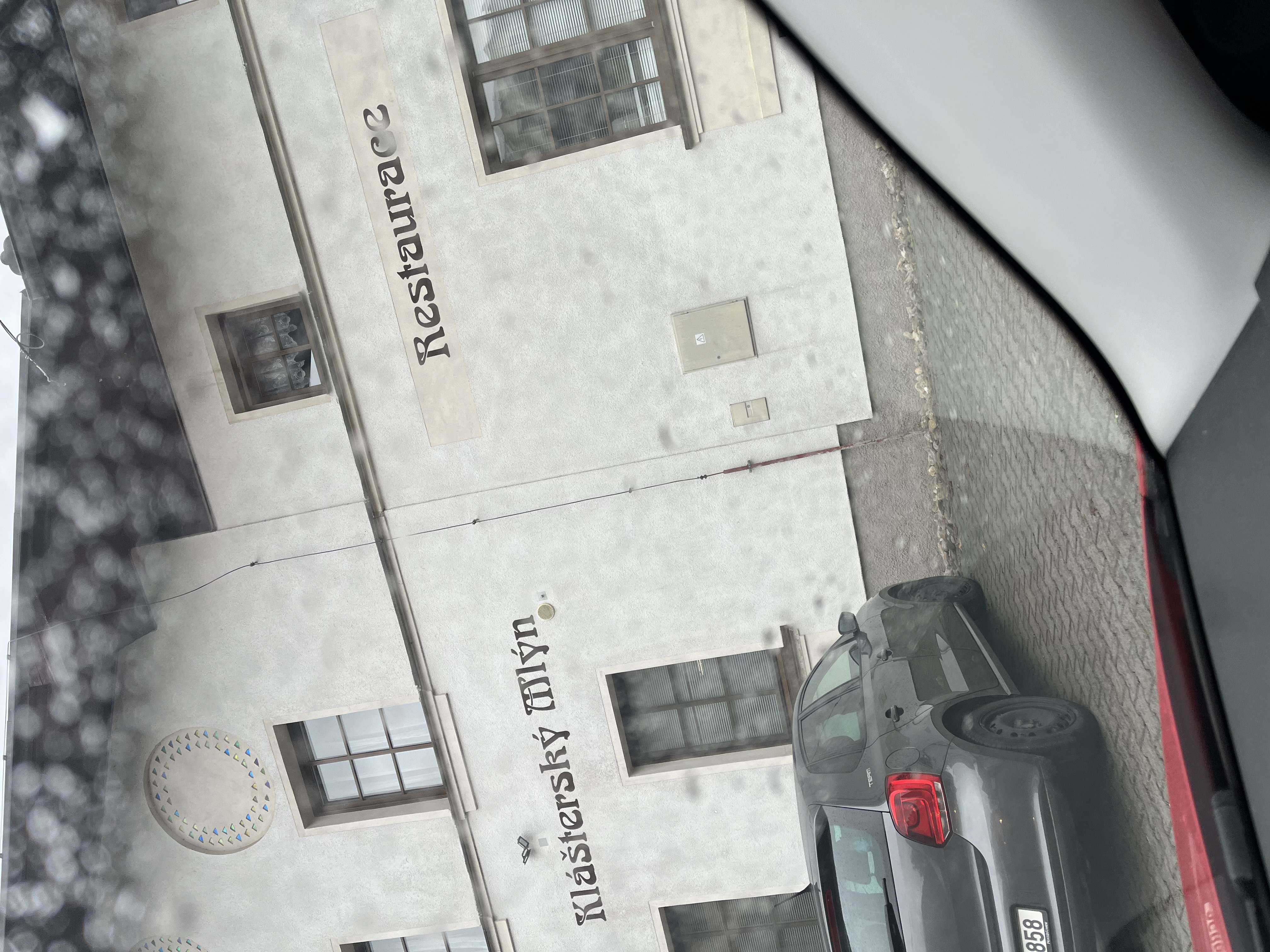 Restaurace Klášterský mlýn foto 3