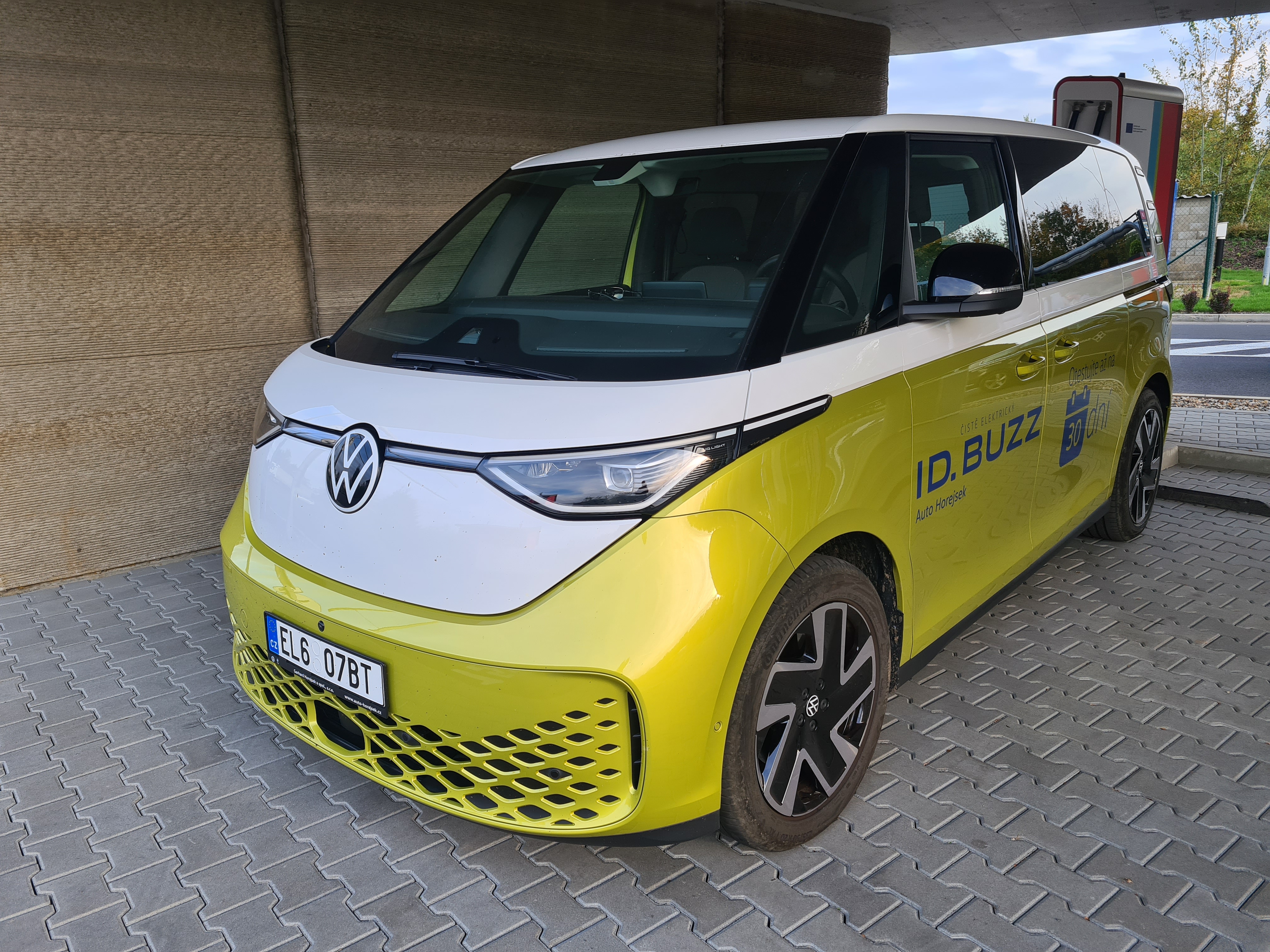 Dobíjecí stanice E.ON Drive foto 5