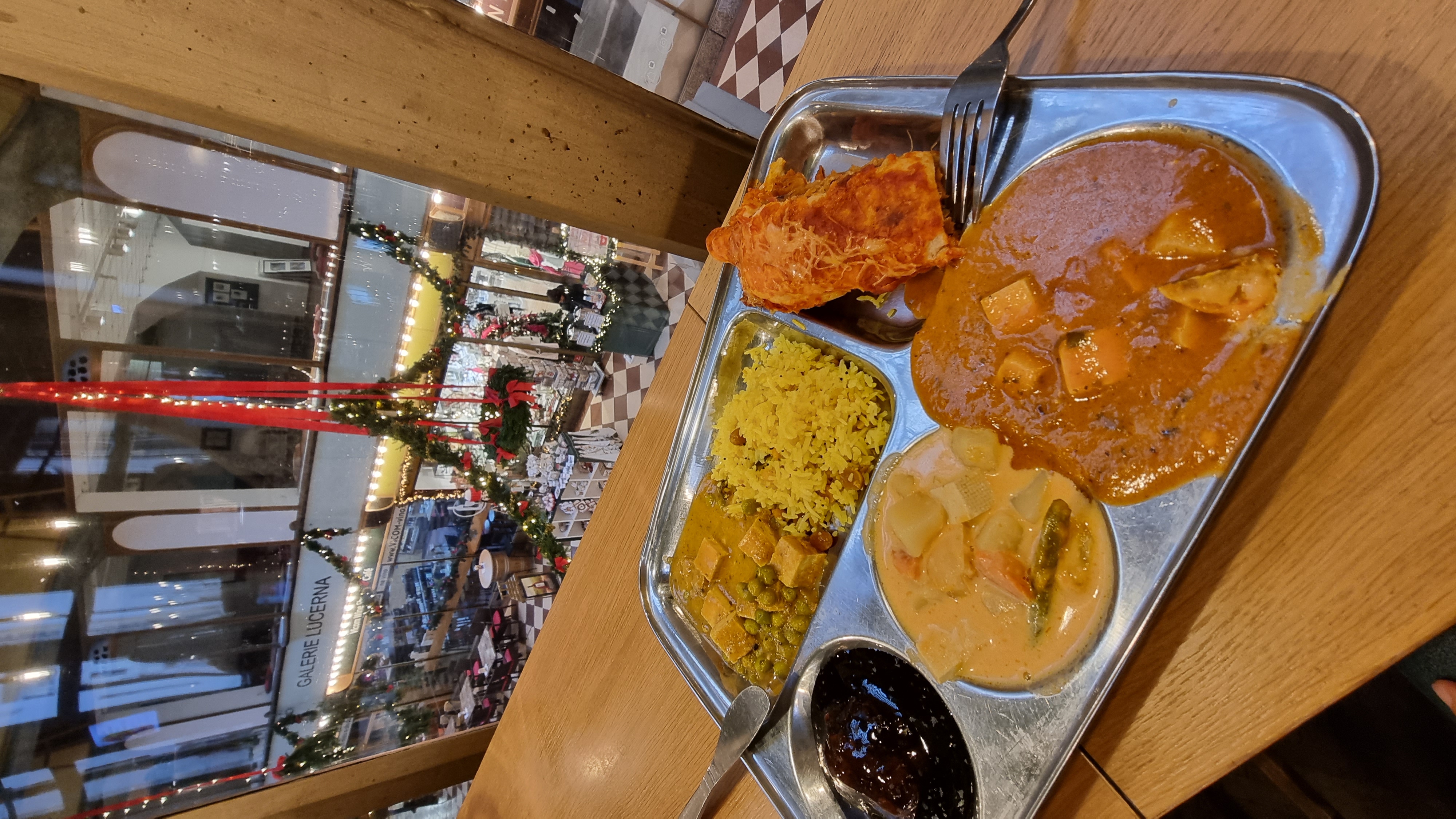 Beas Vegetarian Dhaba foto 3