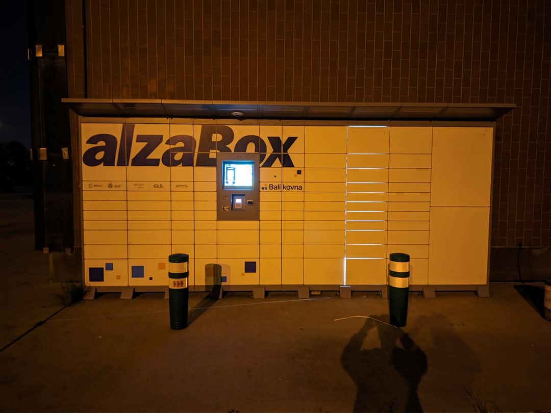 AlzaBox foto 2
