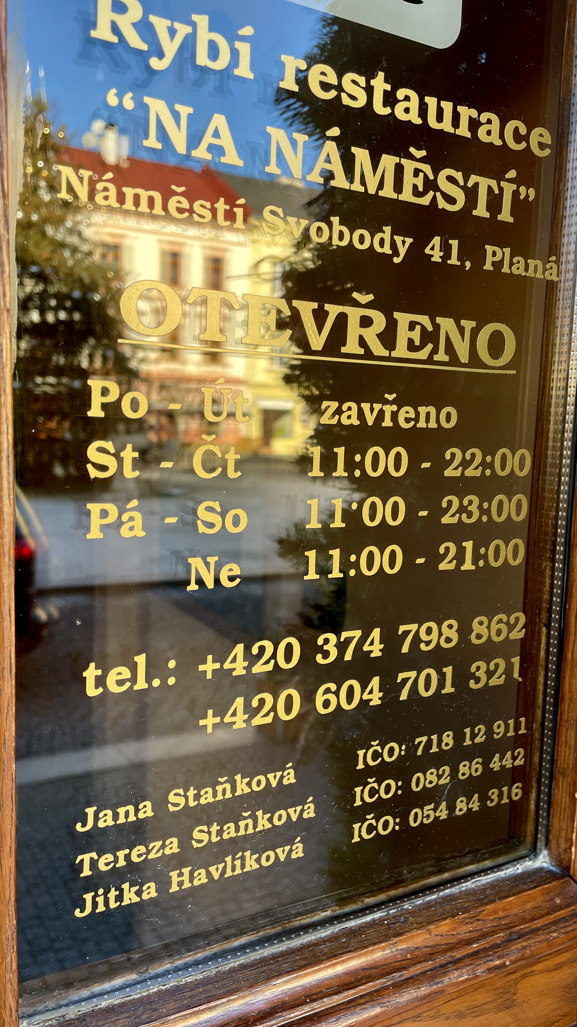 Rybí Restaurace na Náměstí foto 2