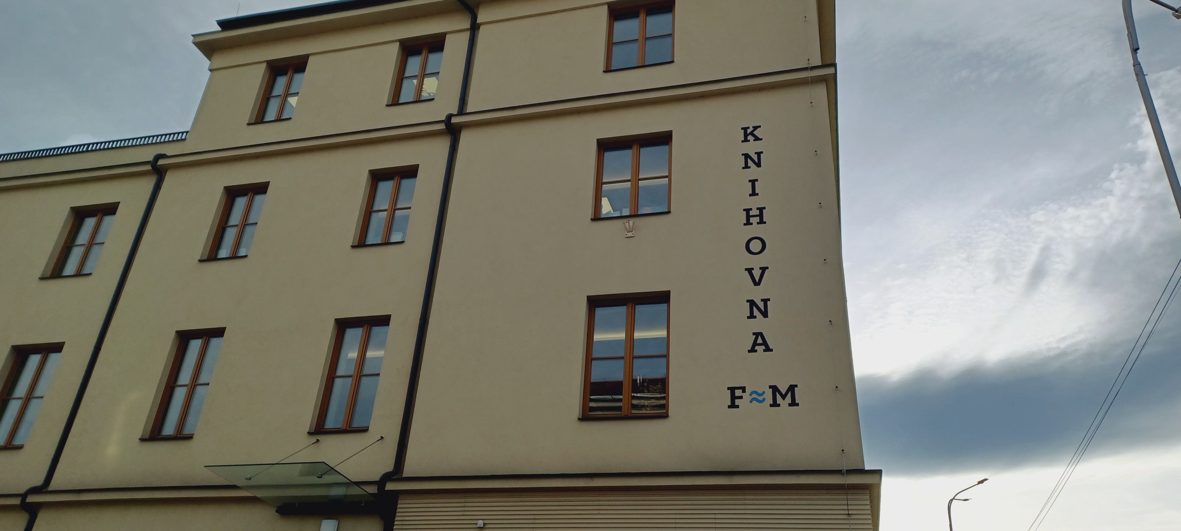 Městská knihovna F-M, pobočka Místek foto 6