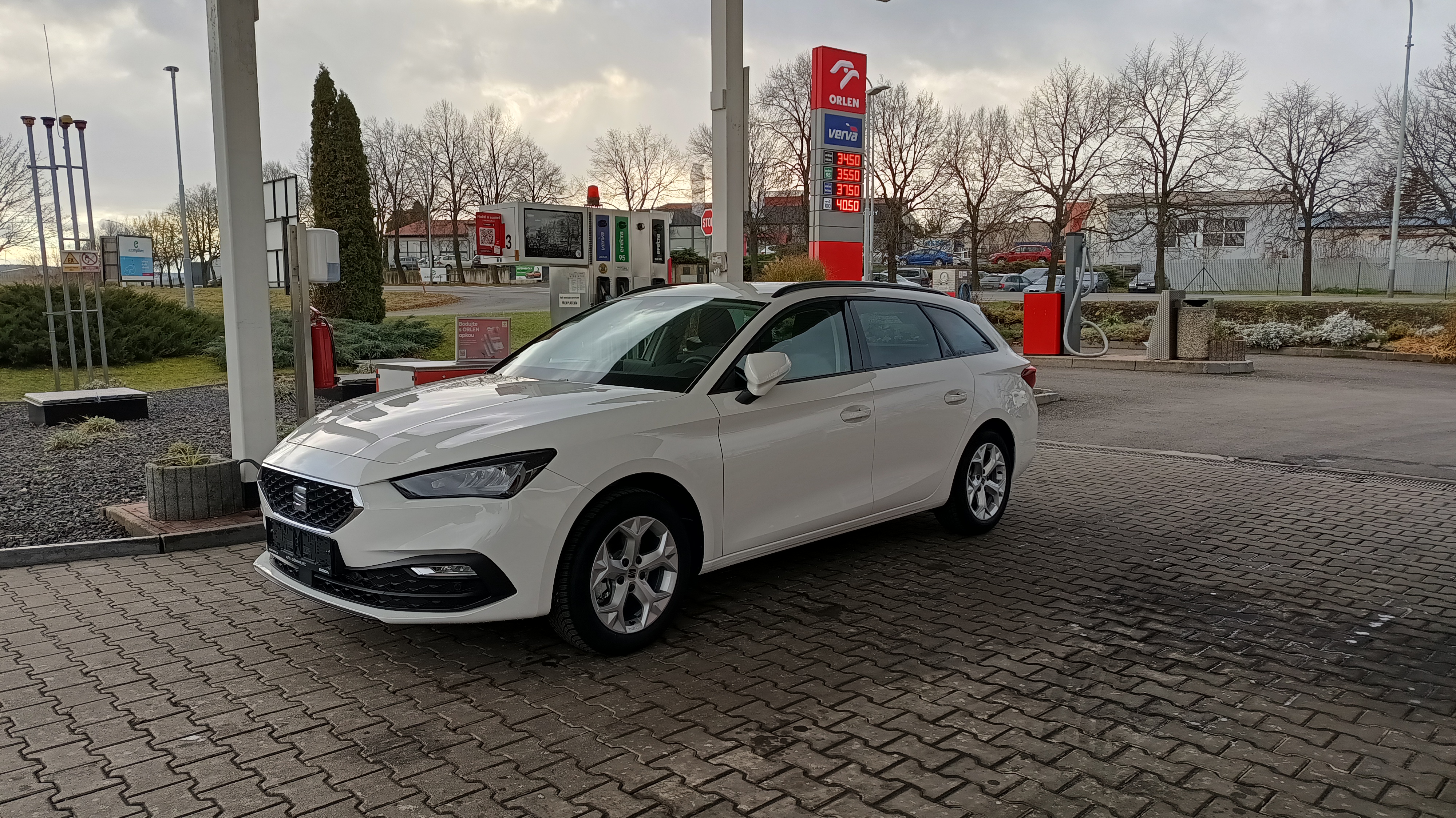 AUTO - Evžen Myslivec s.r.o. foto 2