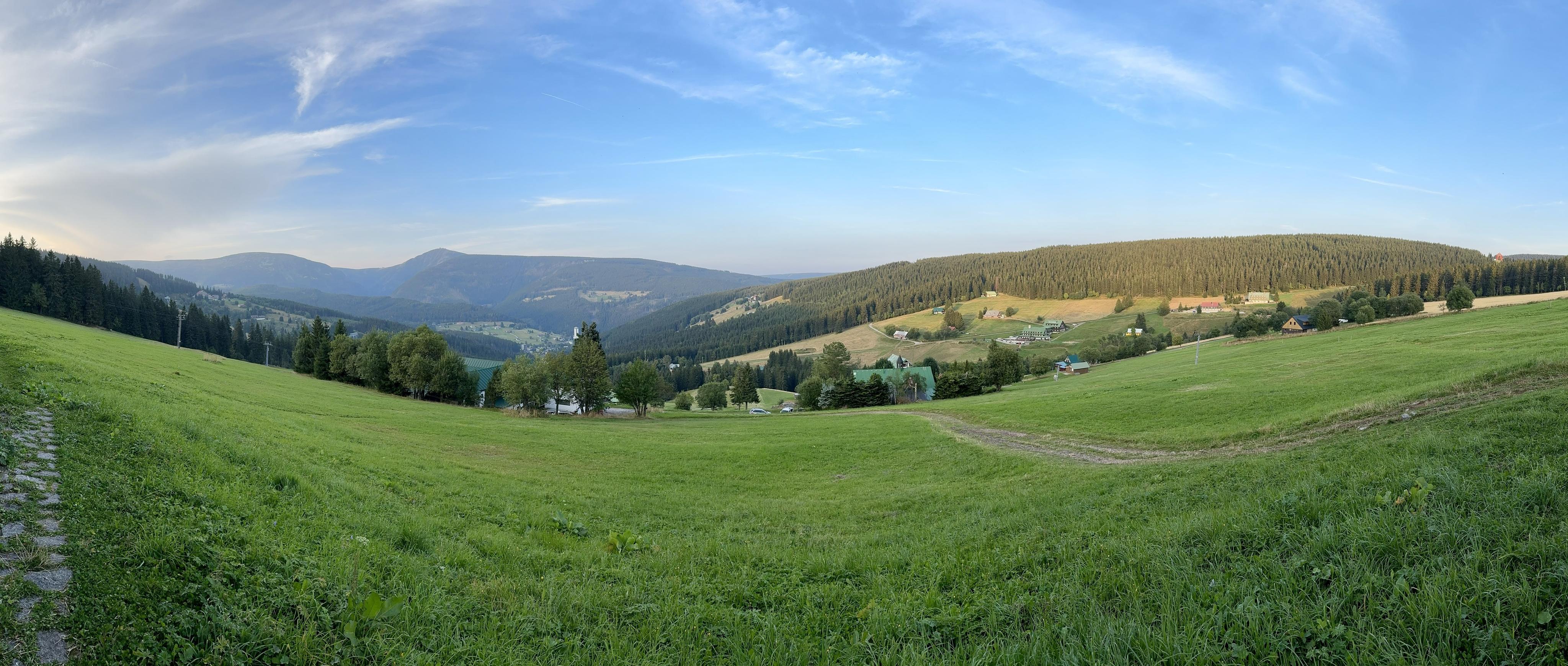 Dětská ozdravovna Pec pod Sněžkou - Mělnická bouda foto 2