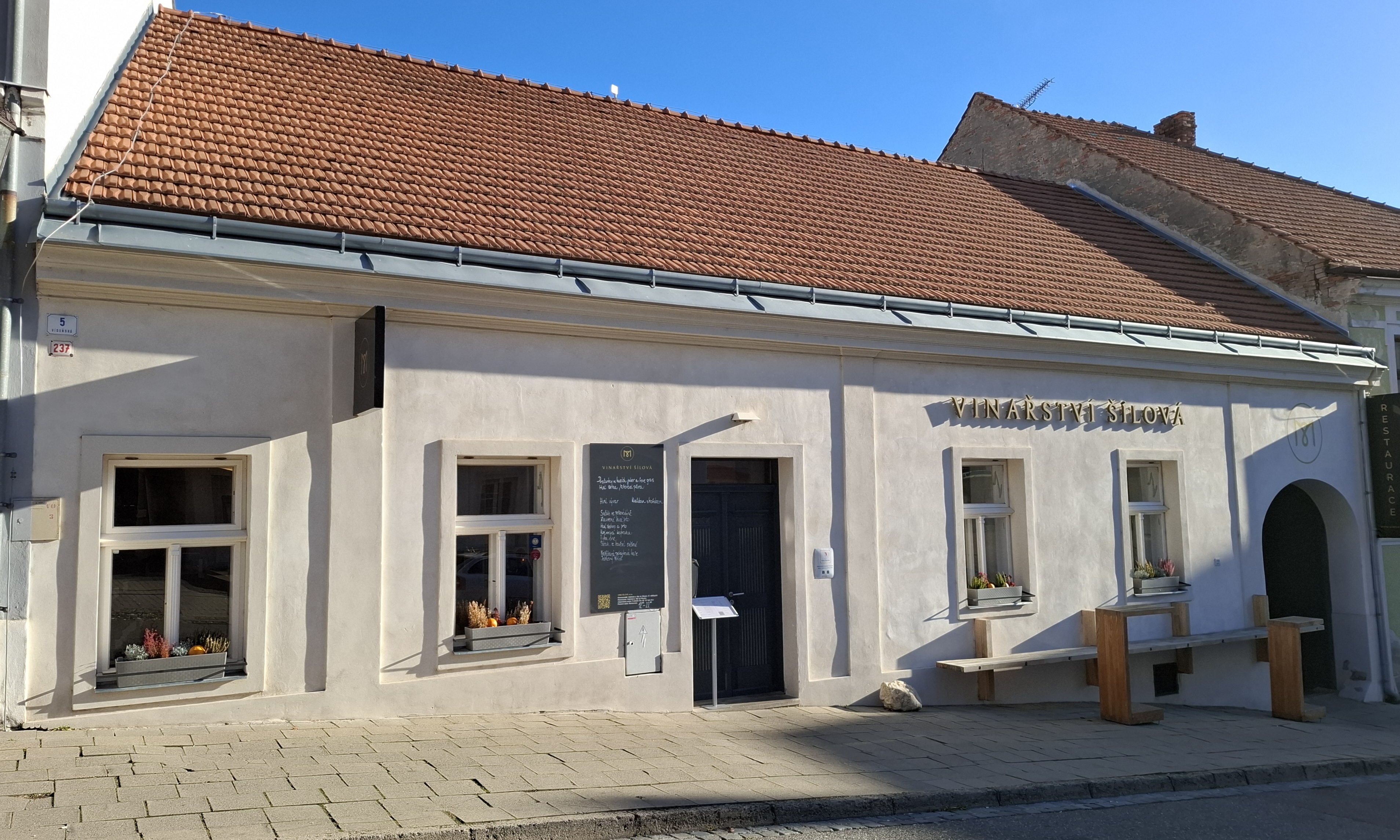 Restaurace - Vinařství Radosti foto 6