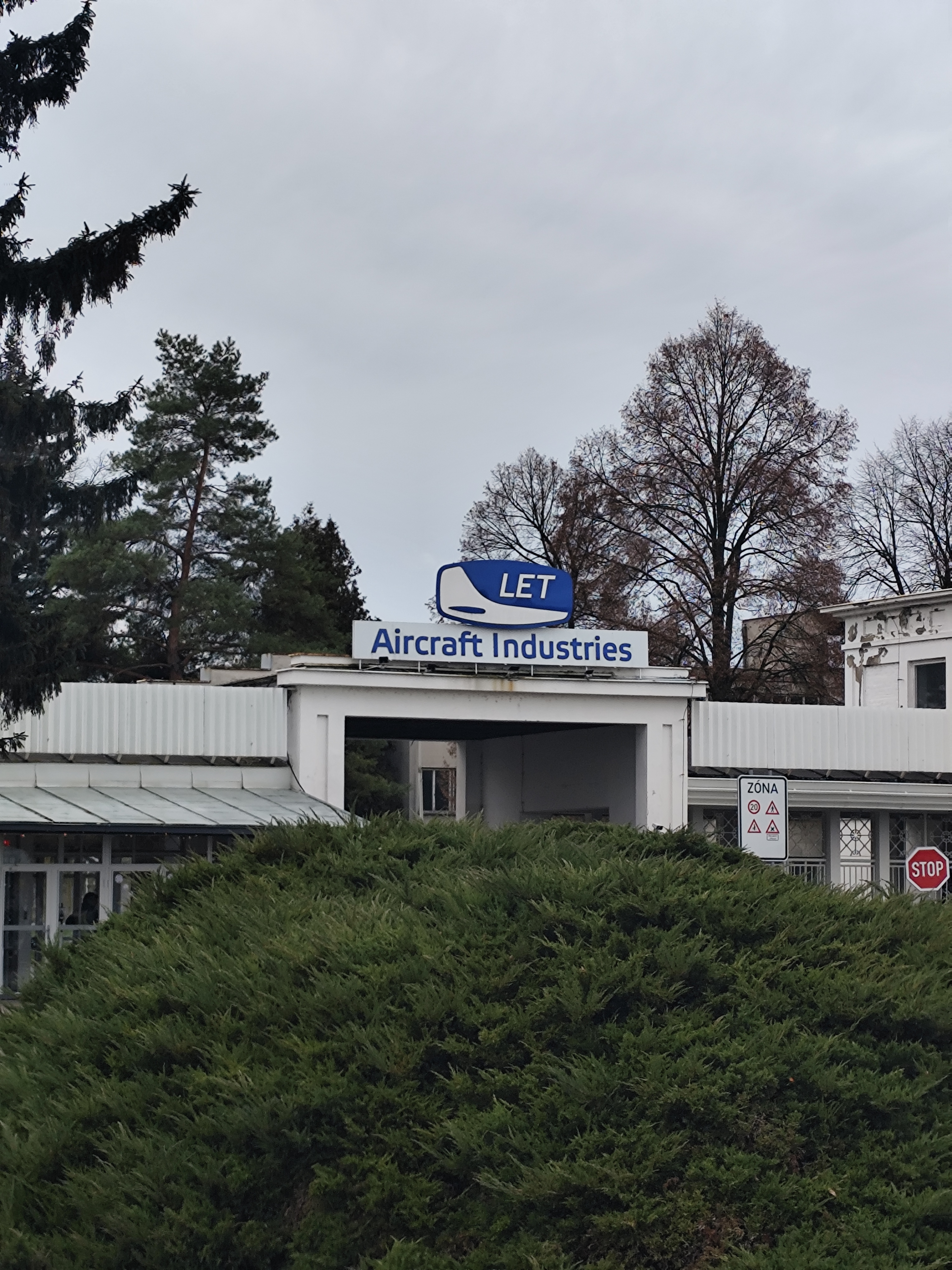 Střední škola letecká, s.r.o. foto 3