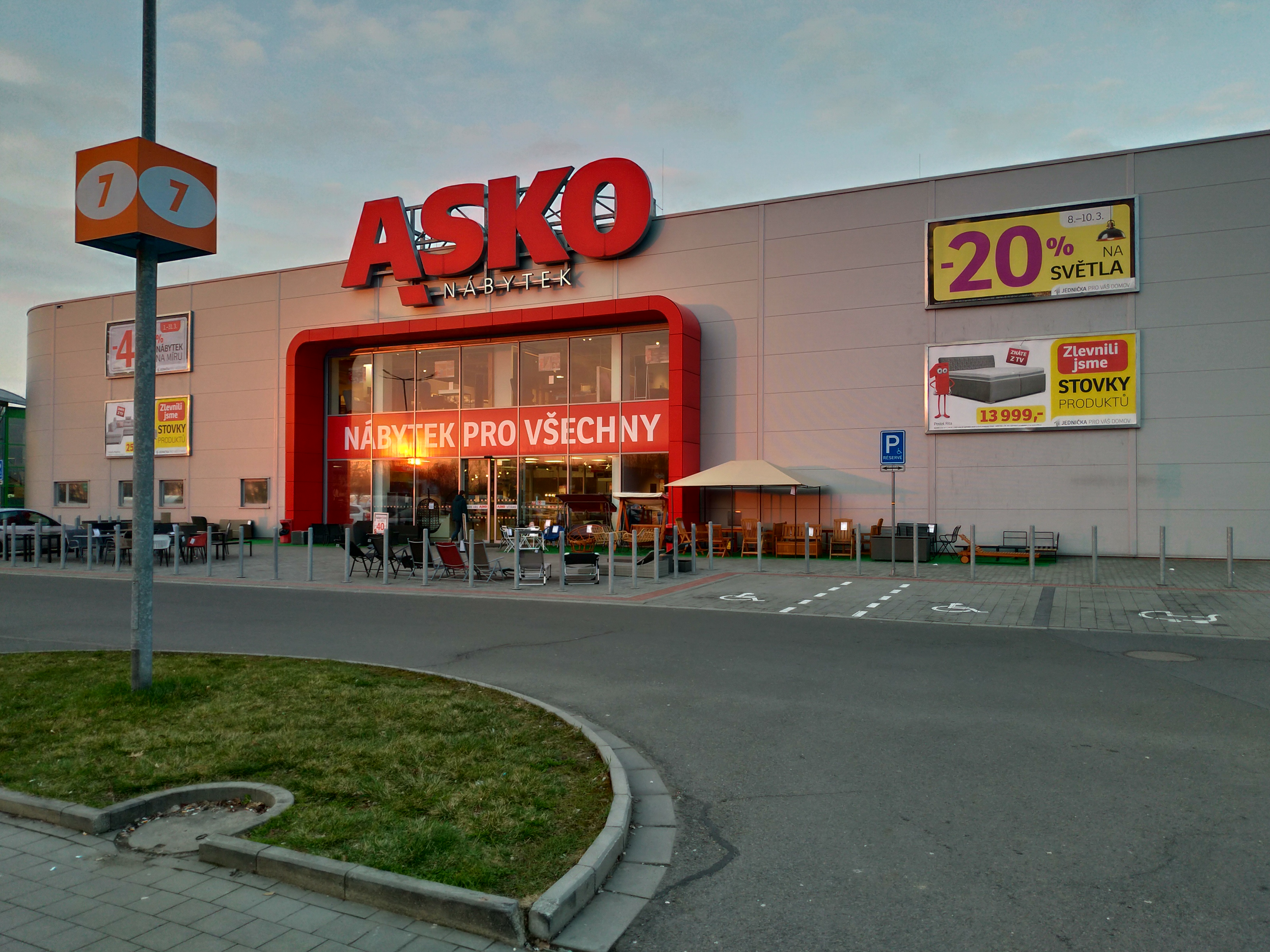 ASKO - NÁBYTEK, spol. s r.o. foto 3