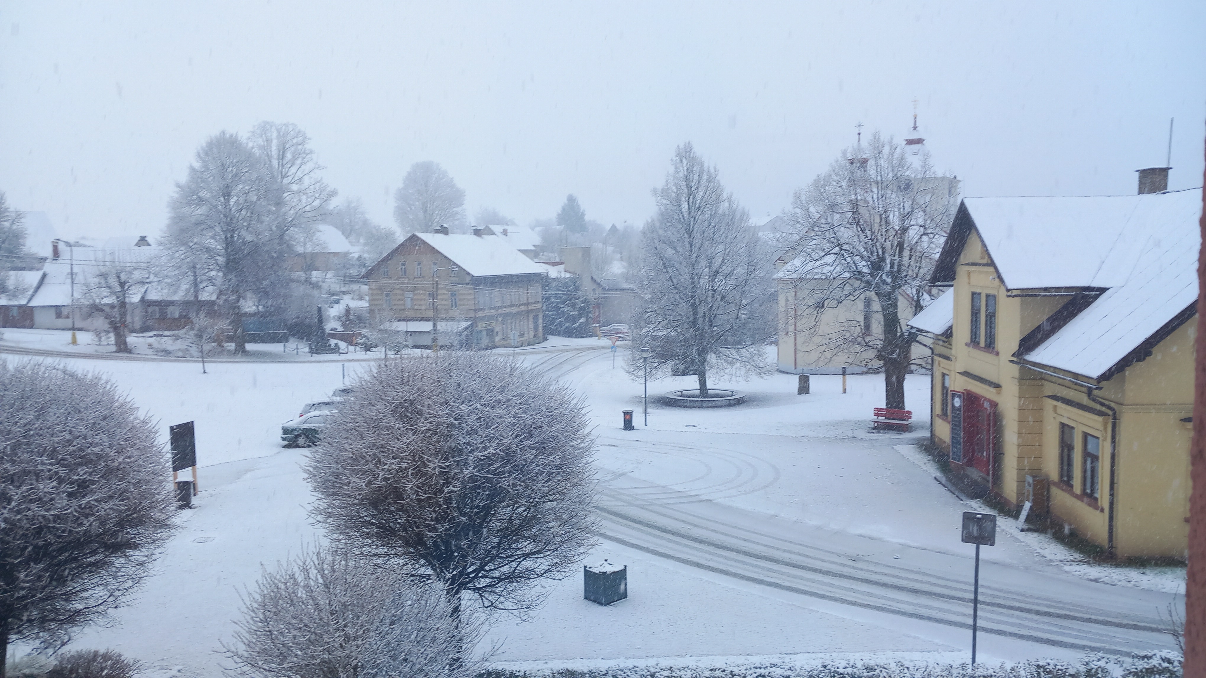 ZŠ Poniklá foto 2