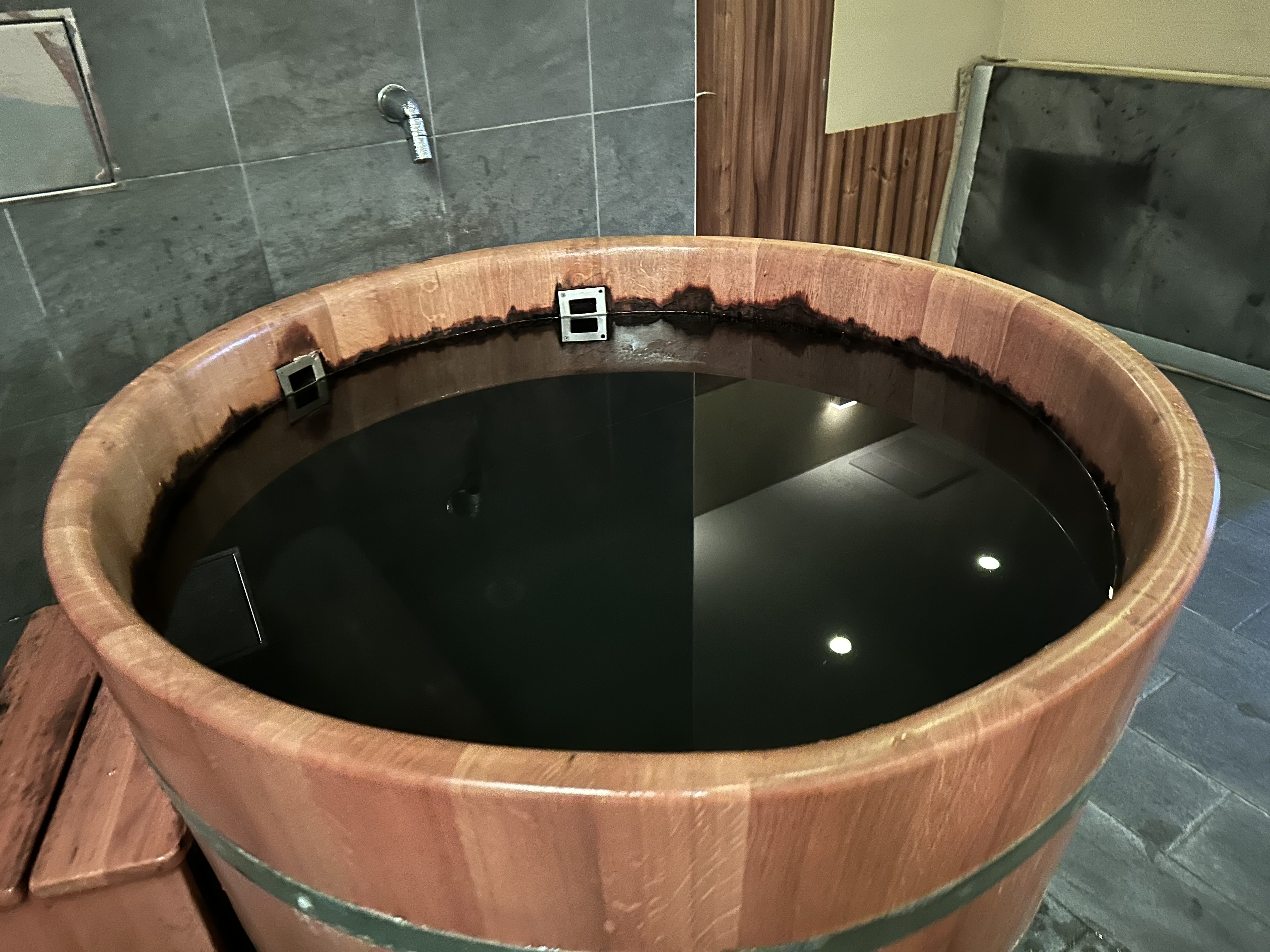 Wellnes centrum u fotbalového hřiště foto 4