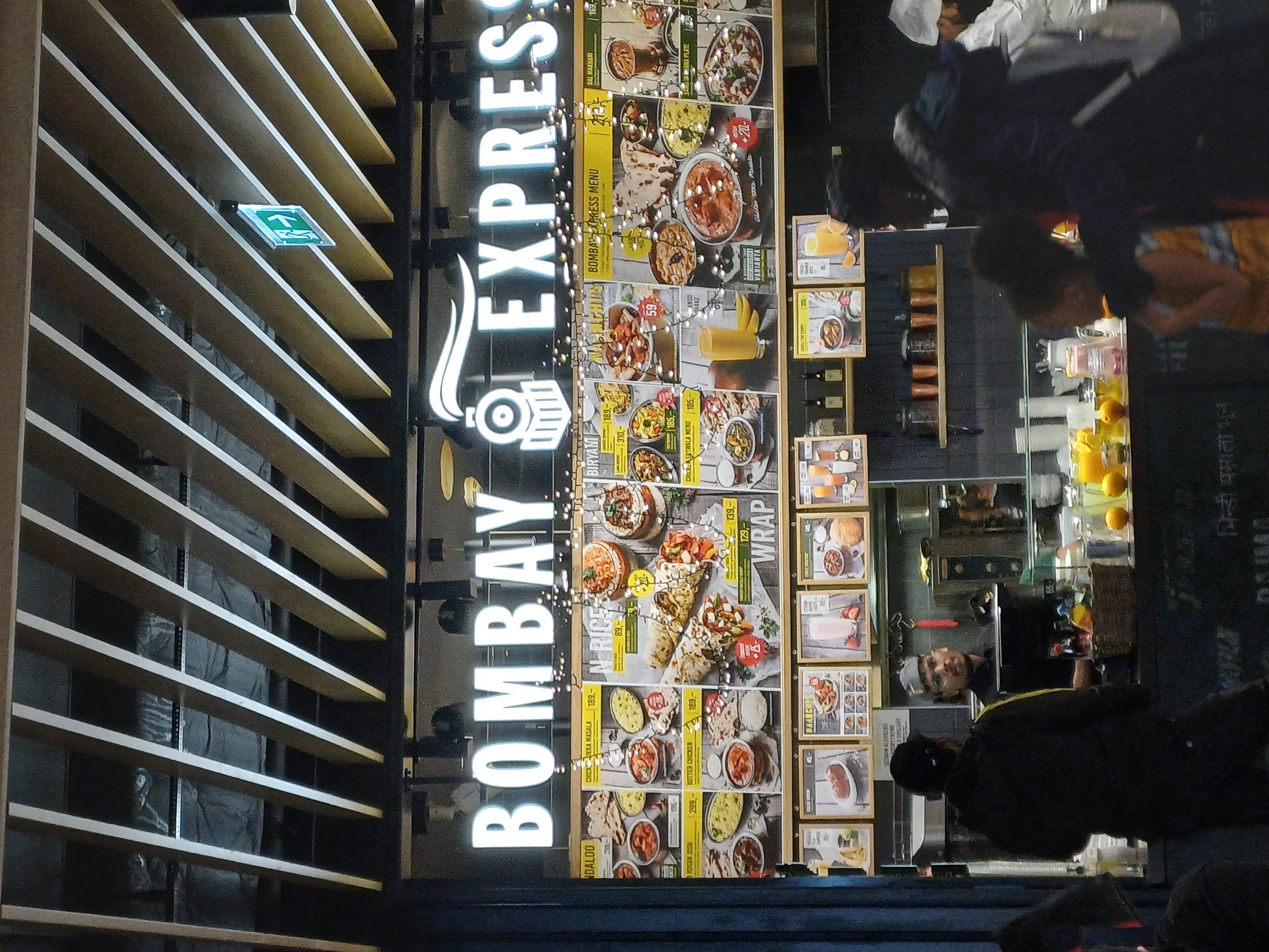 BOMBAY EXPRESS foto 4
