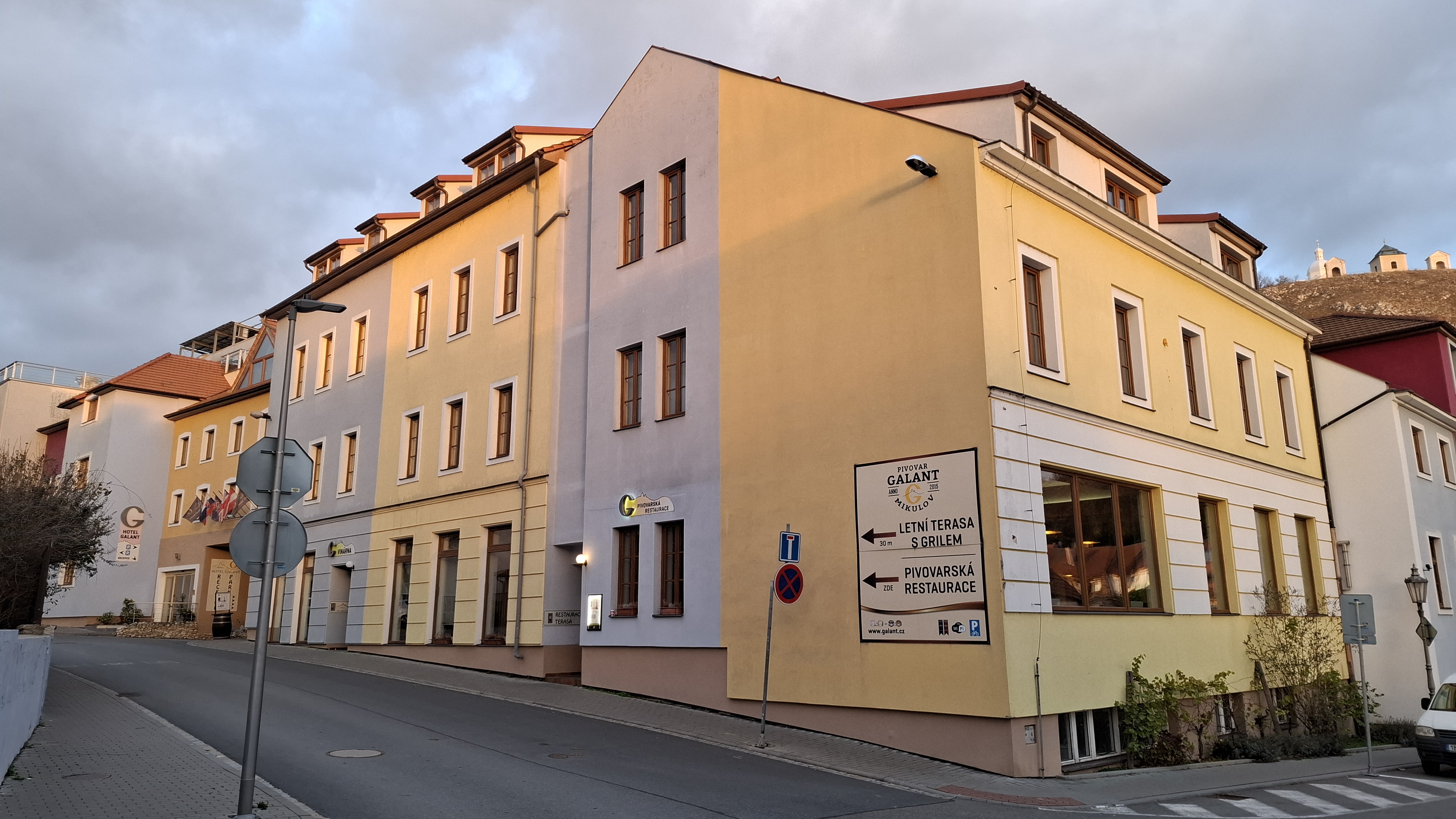Restaurace Hotelu Galant foto 1