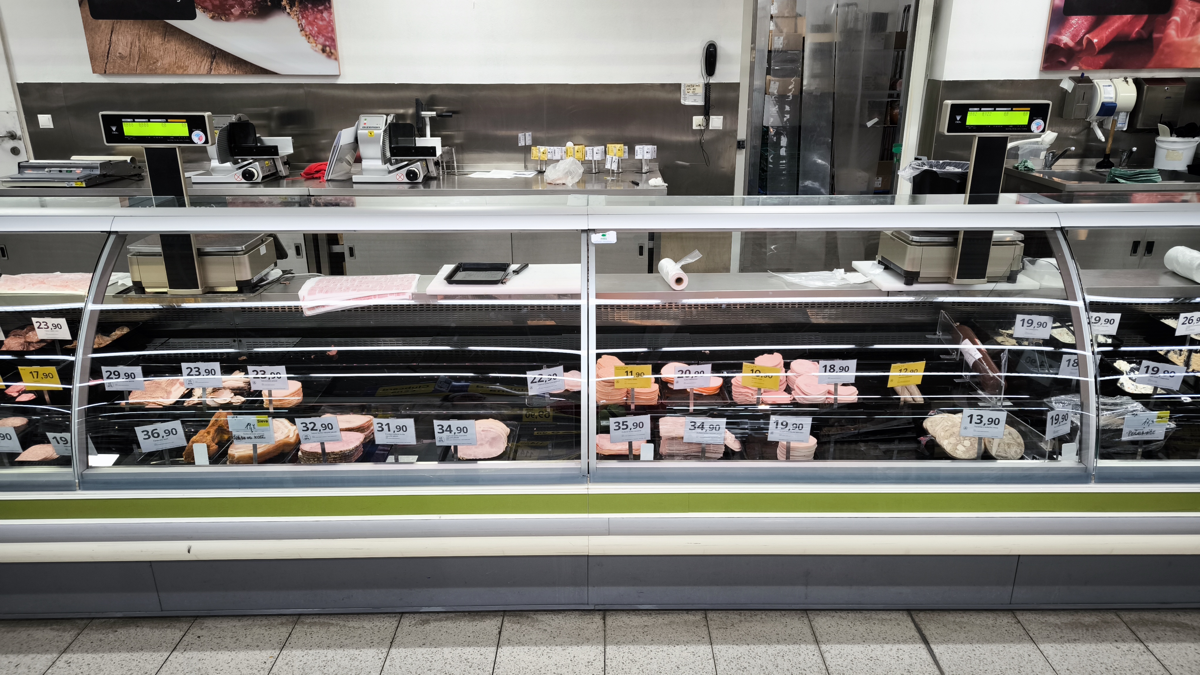 Tesco foto 2