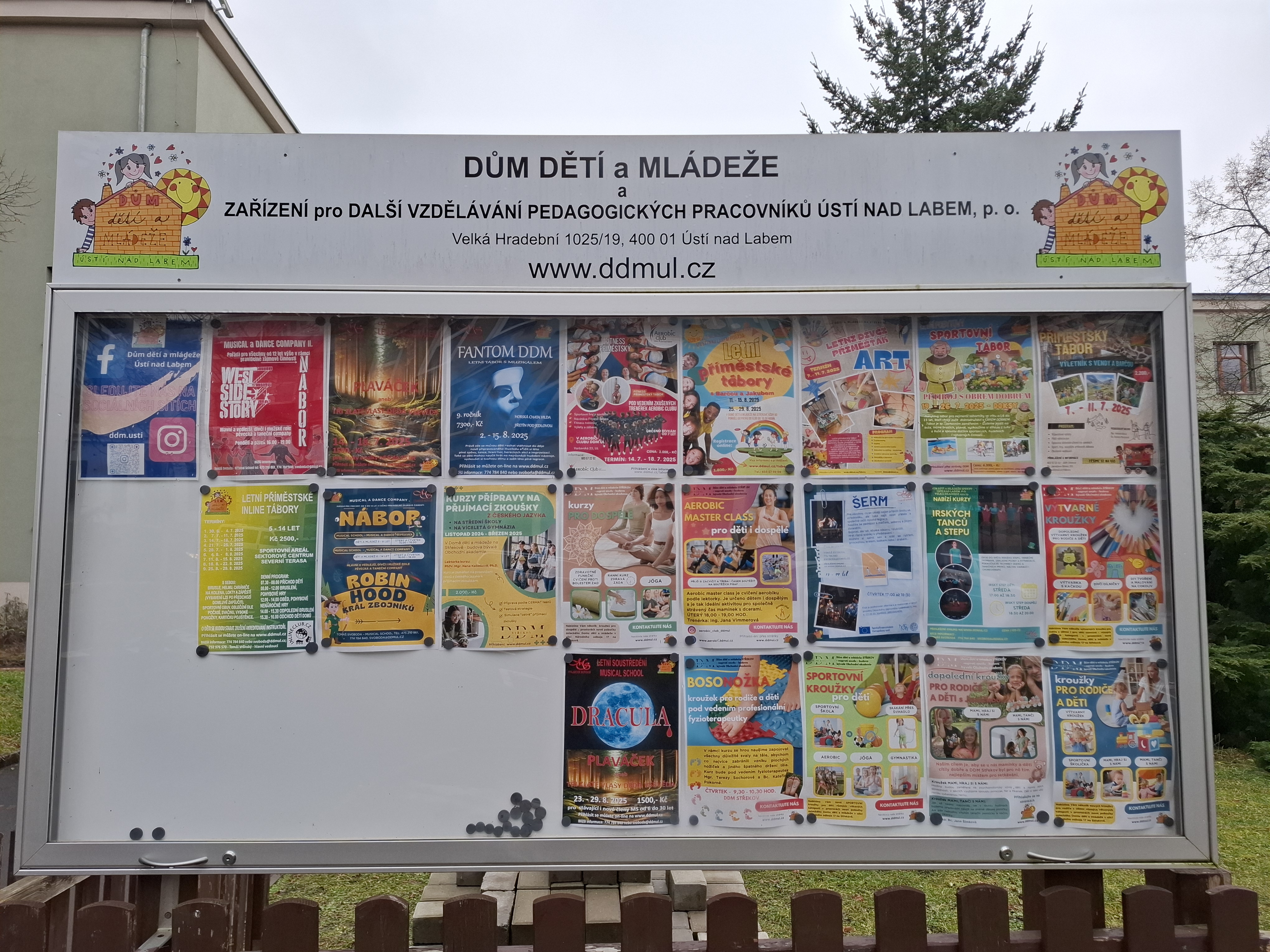 Dům dětí a mládeže a Zařízení pro další vzdělávání pedagogických pracovníků, Ústí nad Labem foto 2
