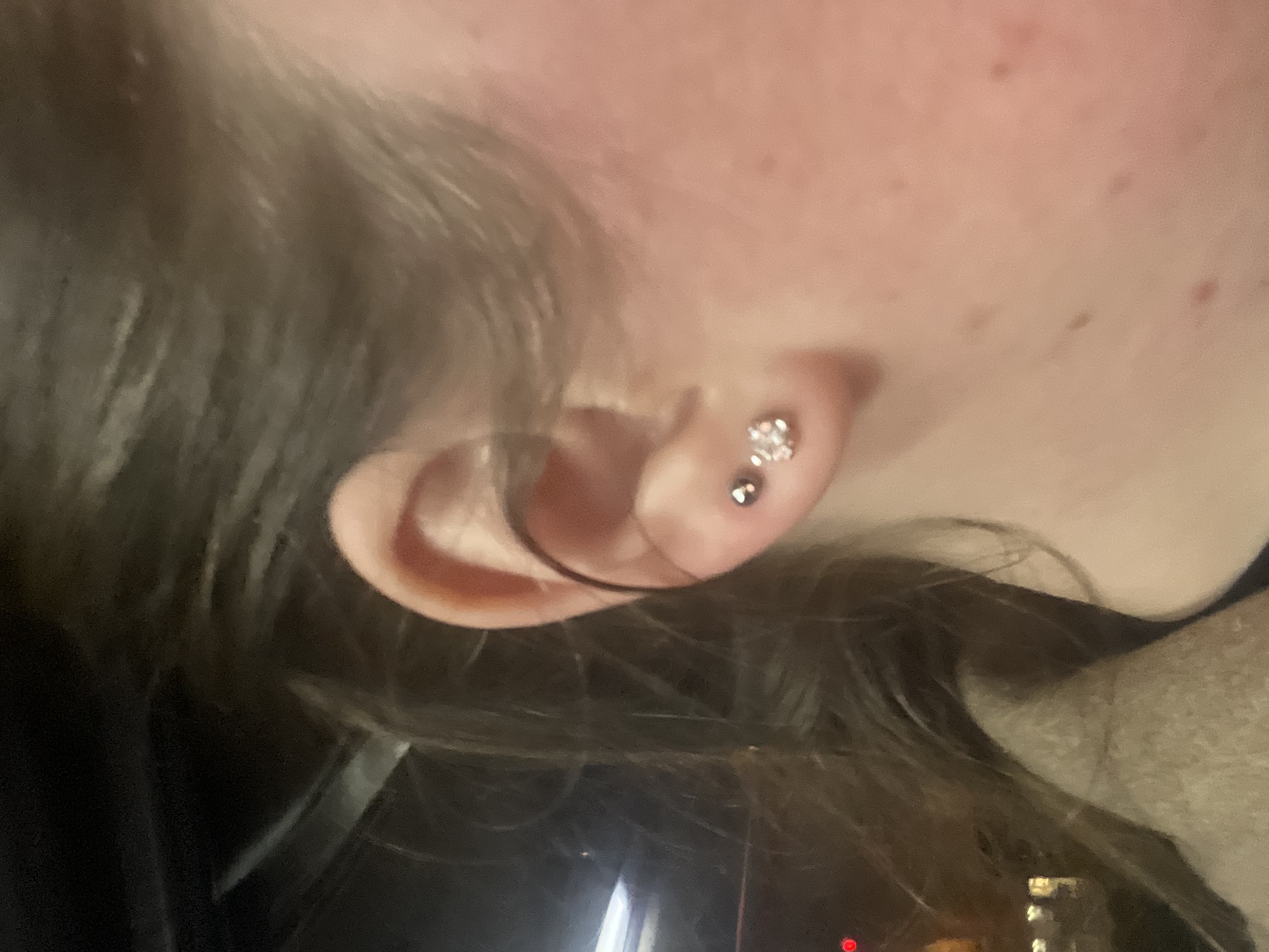 Zdeňka Černochová Nastřelovaní naušnic-pedikúra foto 5