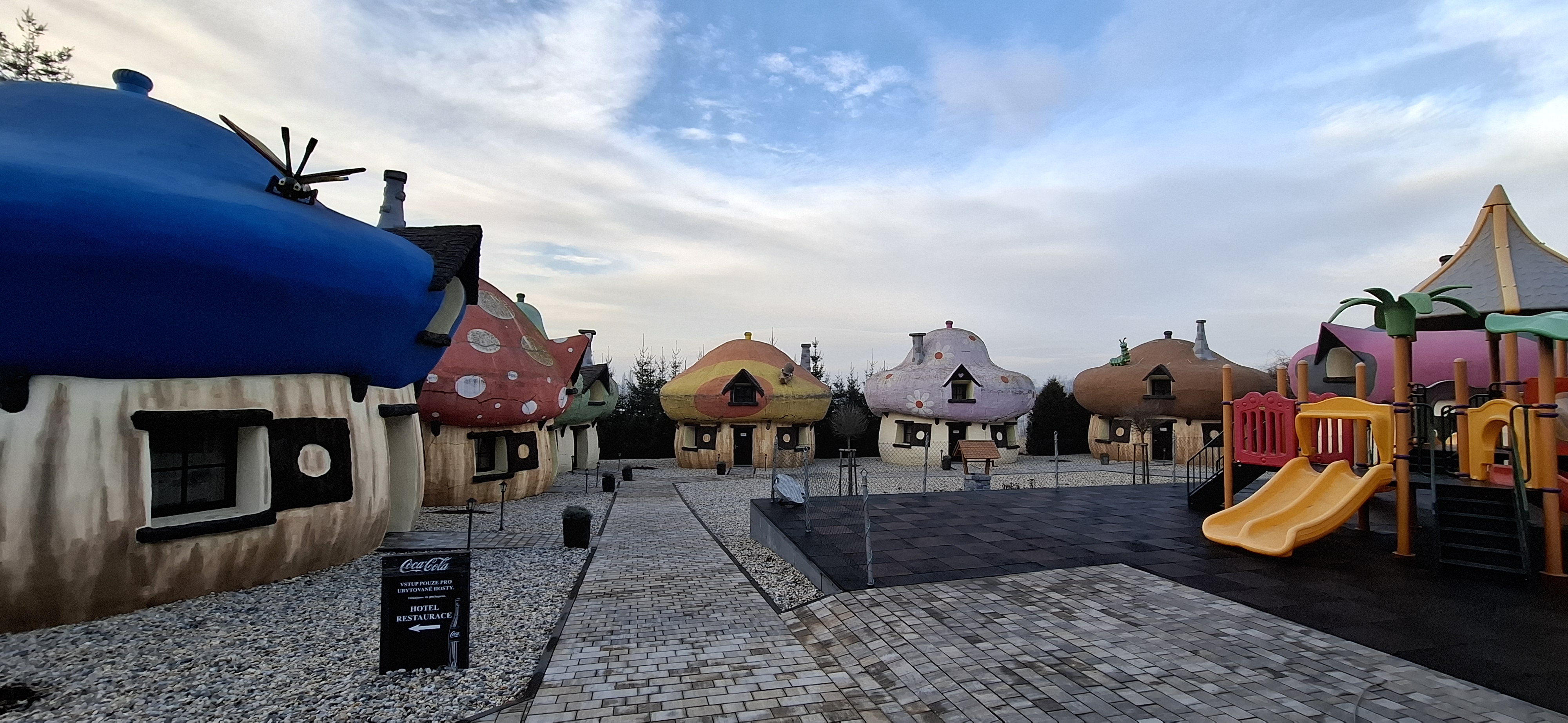 Hotelový resort JESENICE foto 3