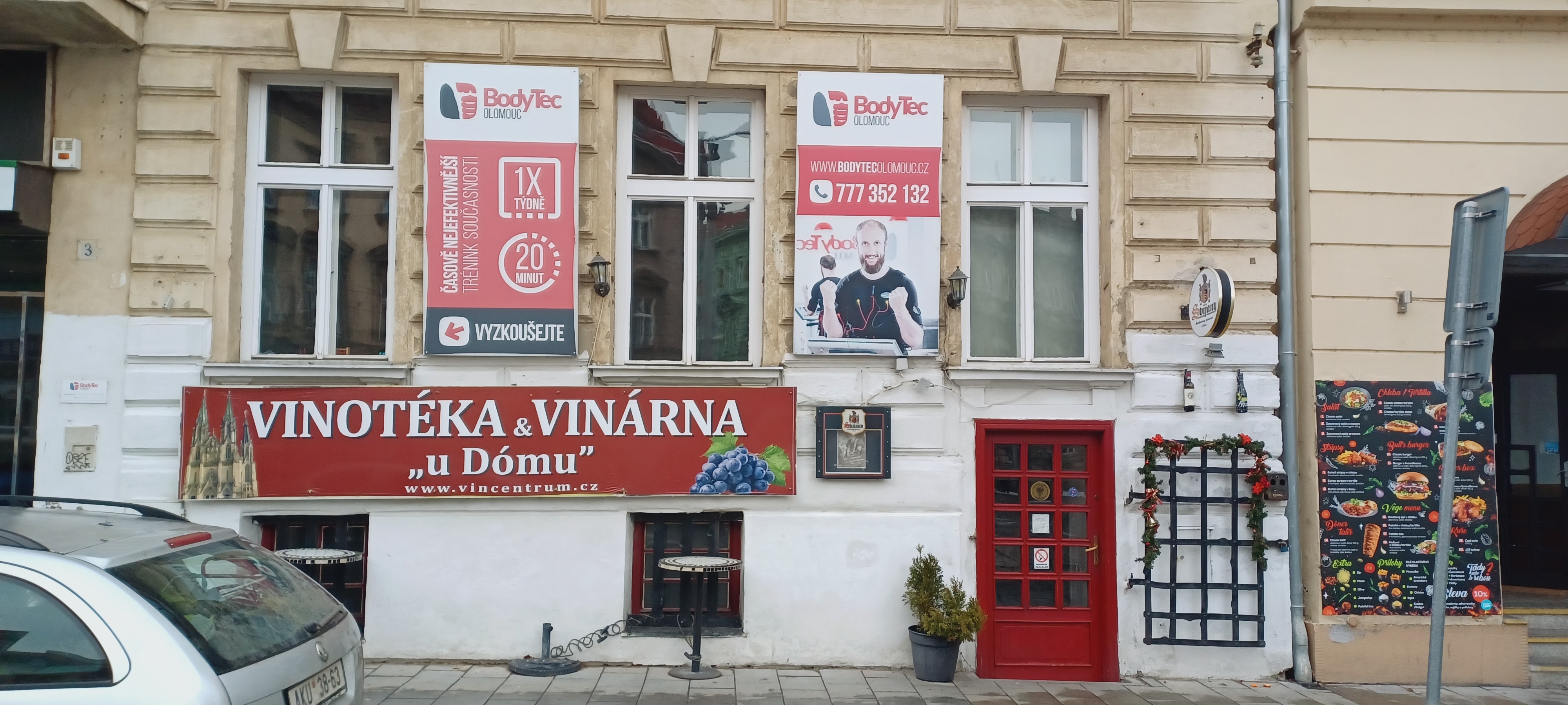 Vinotéka & Vinárna U Dómu foto 6