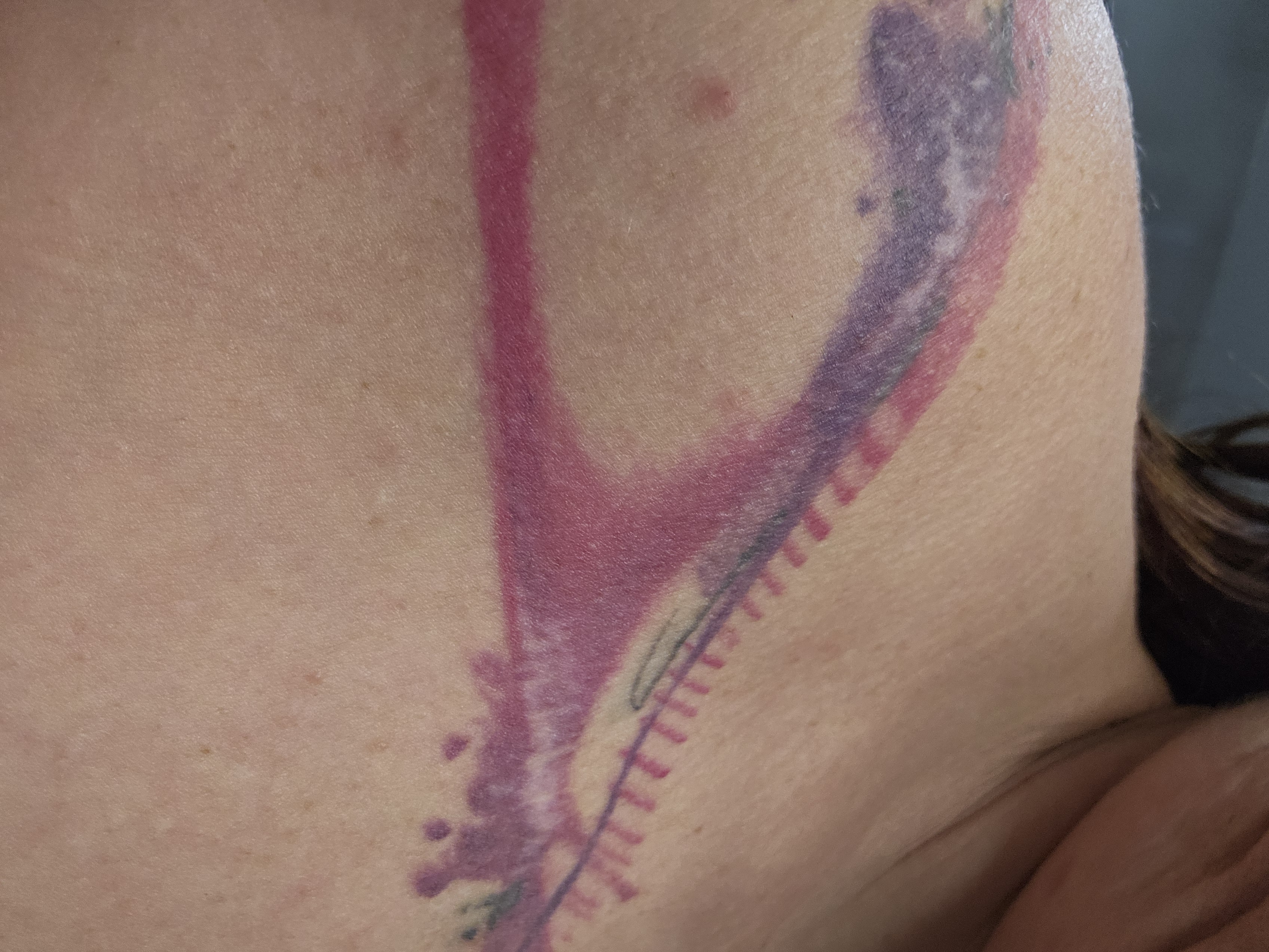 BlackBee Tattoo foto 6