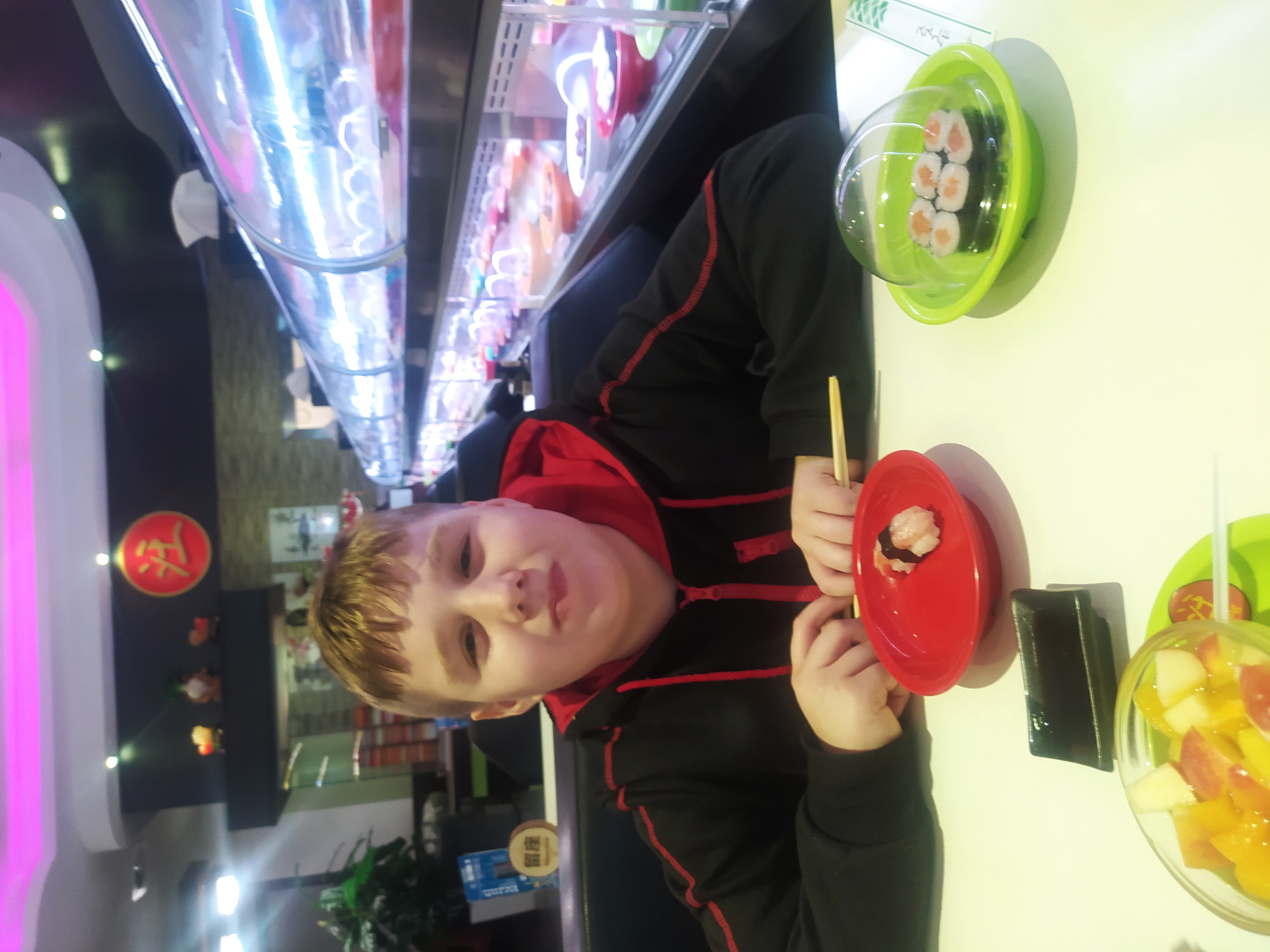 Running Sushi Wang foto 5