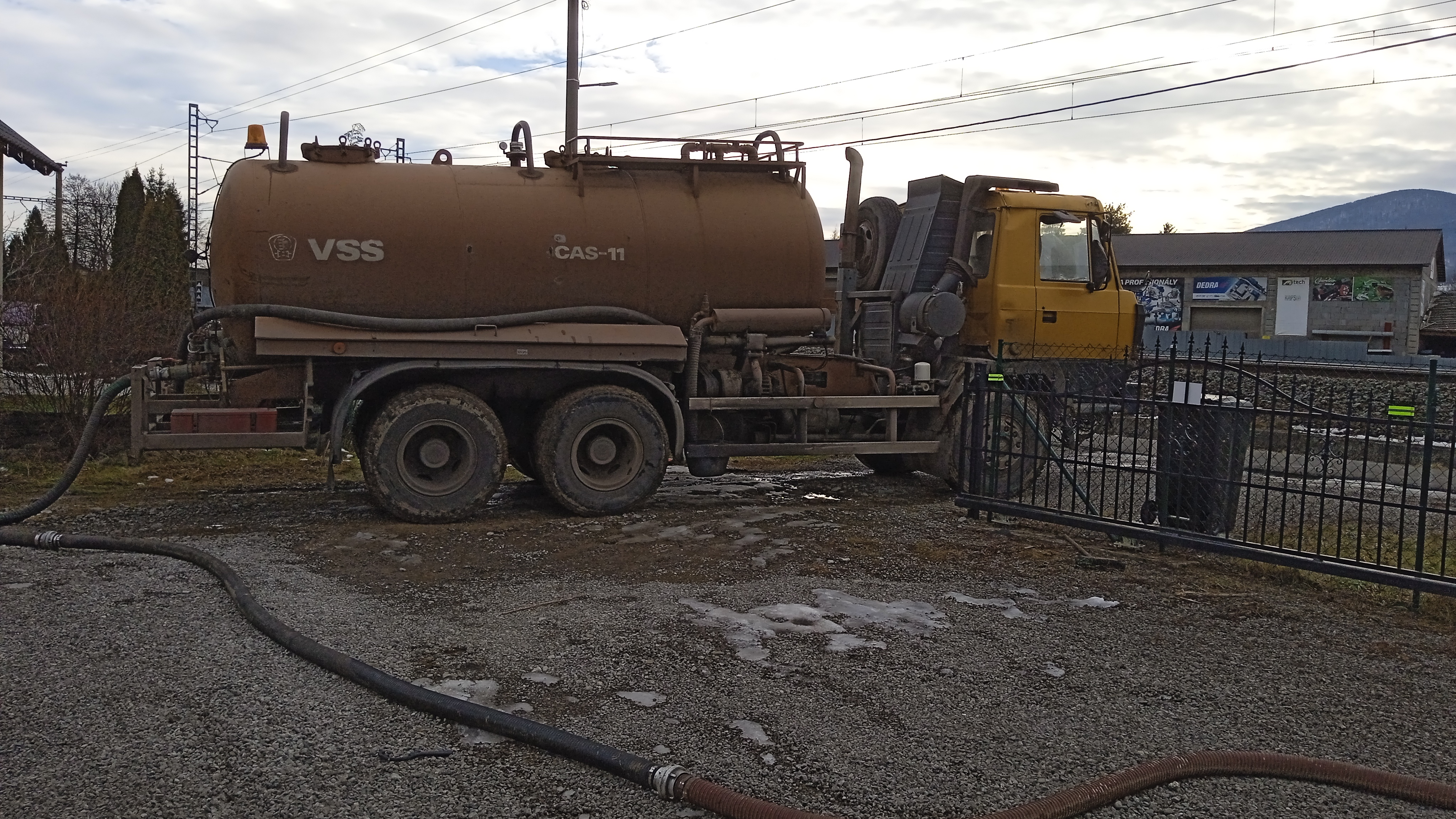 Vývoz žump a septiků - Třinec a okolí foto 3