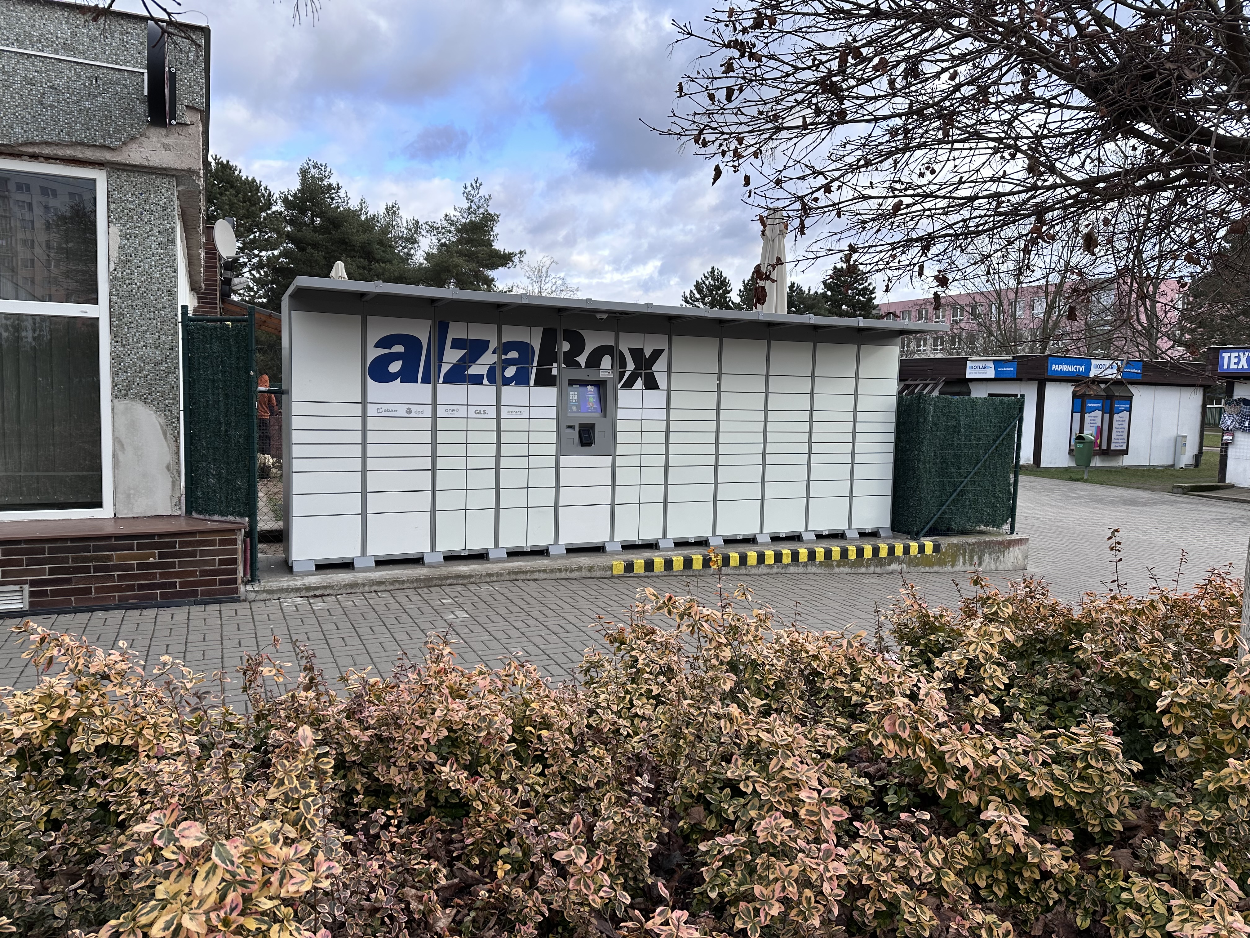 AlzaBox foto 4
